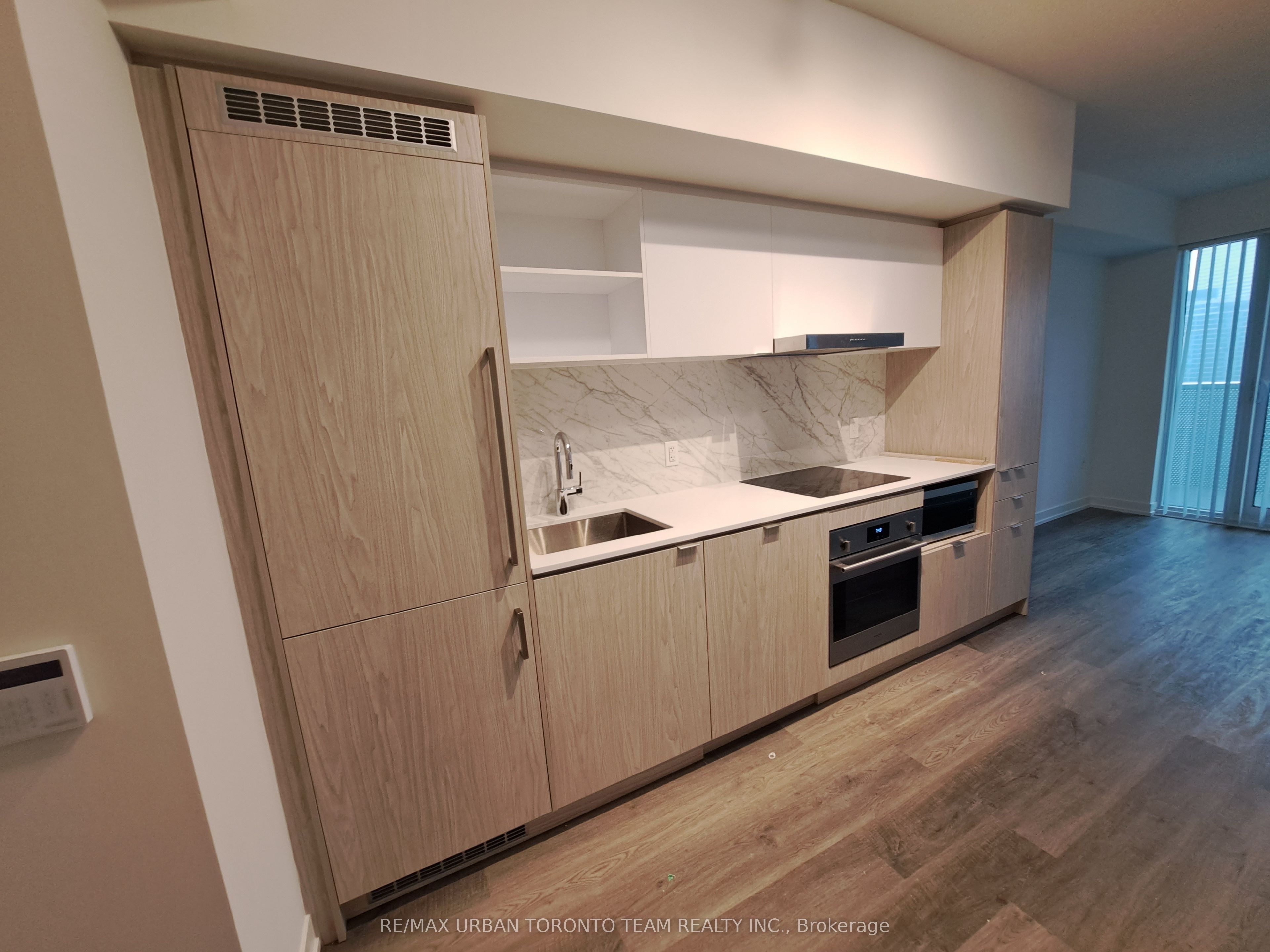 55 Cooper Street 4616, Toronto, ON M5E 0G1 photo 2