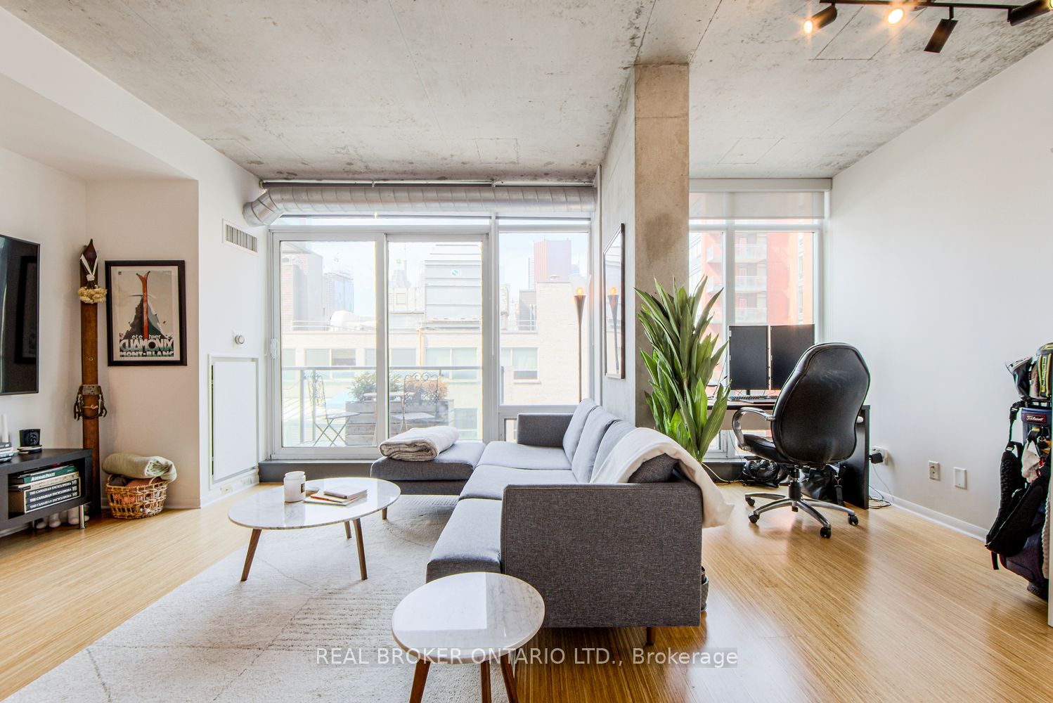 333 Adelaide Street E 732, Toronto, ON M5A 1N3 photo 4