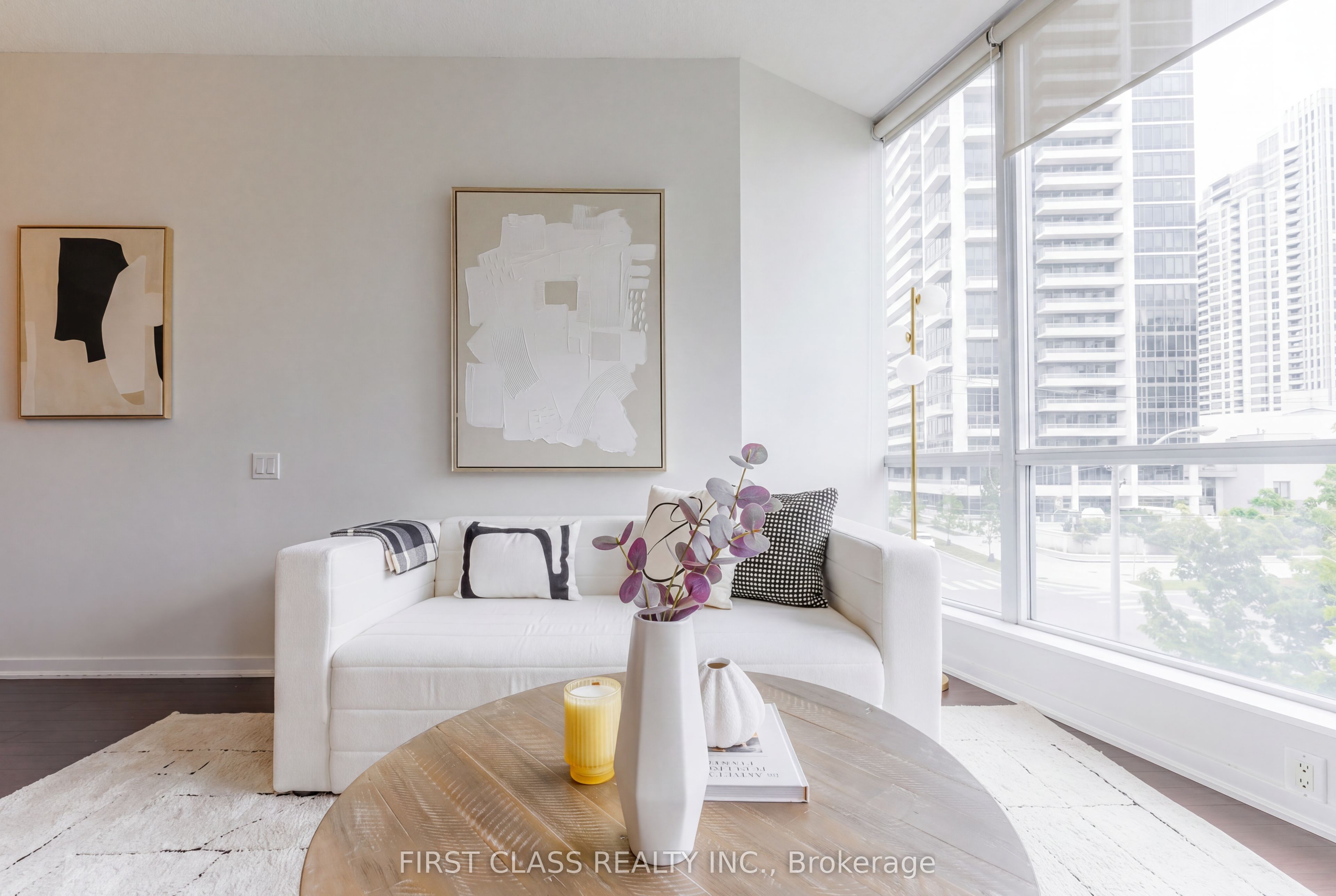 30 Canterbury Place 305, Toronto, ON M2N 0B9 photo 3