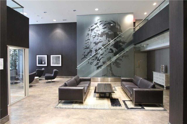 65 East Liberty Street 519, Toronto, ON M6K 3R4 photo 2