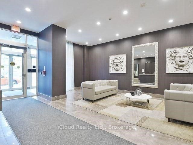 65 East Liberty Street 519, Toronto, ON M6K 3R4 photo 4