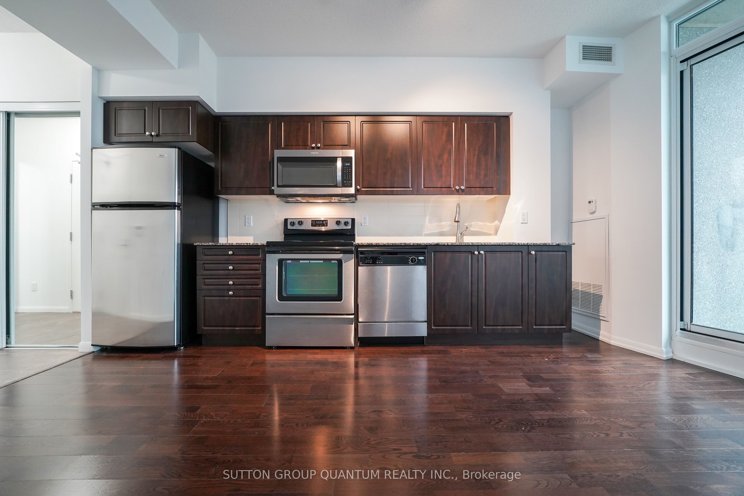 209 Fort York Boulevard 773, Toronto, ON M5V 4A1 photo 4