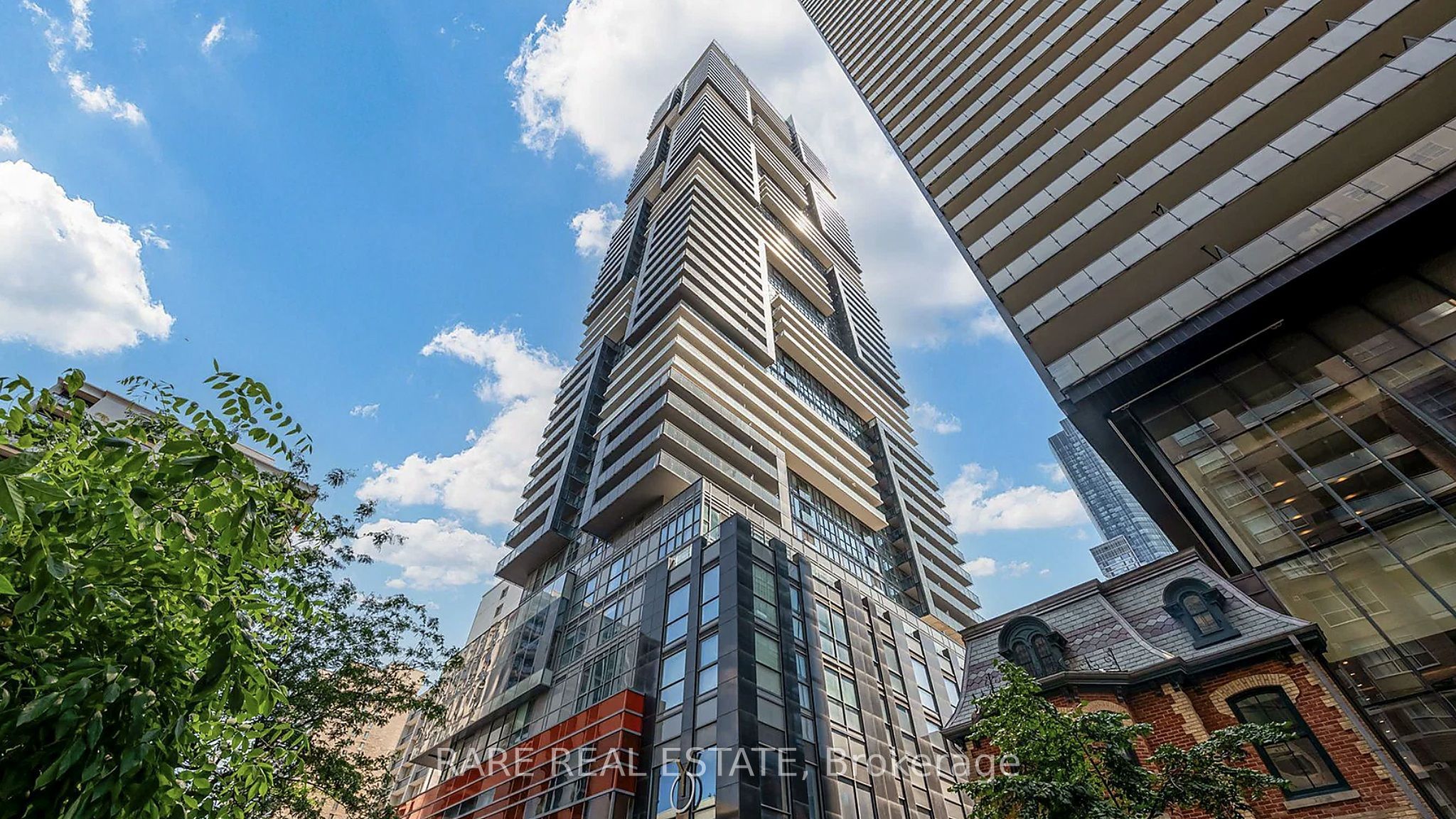 7 Grenville Street 6111, Toronto, ON M4Y 0E9