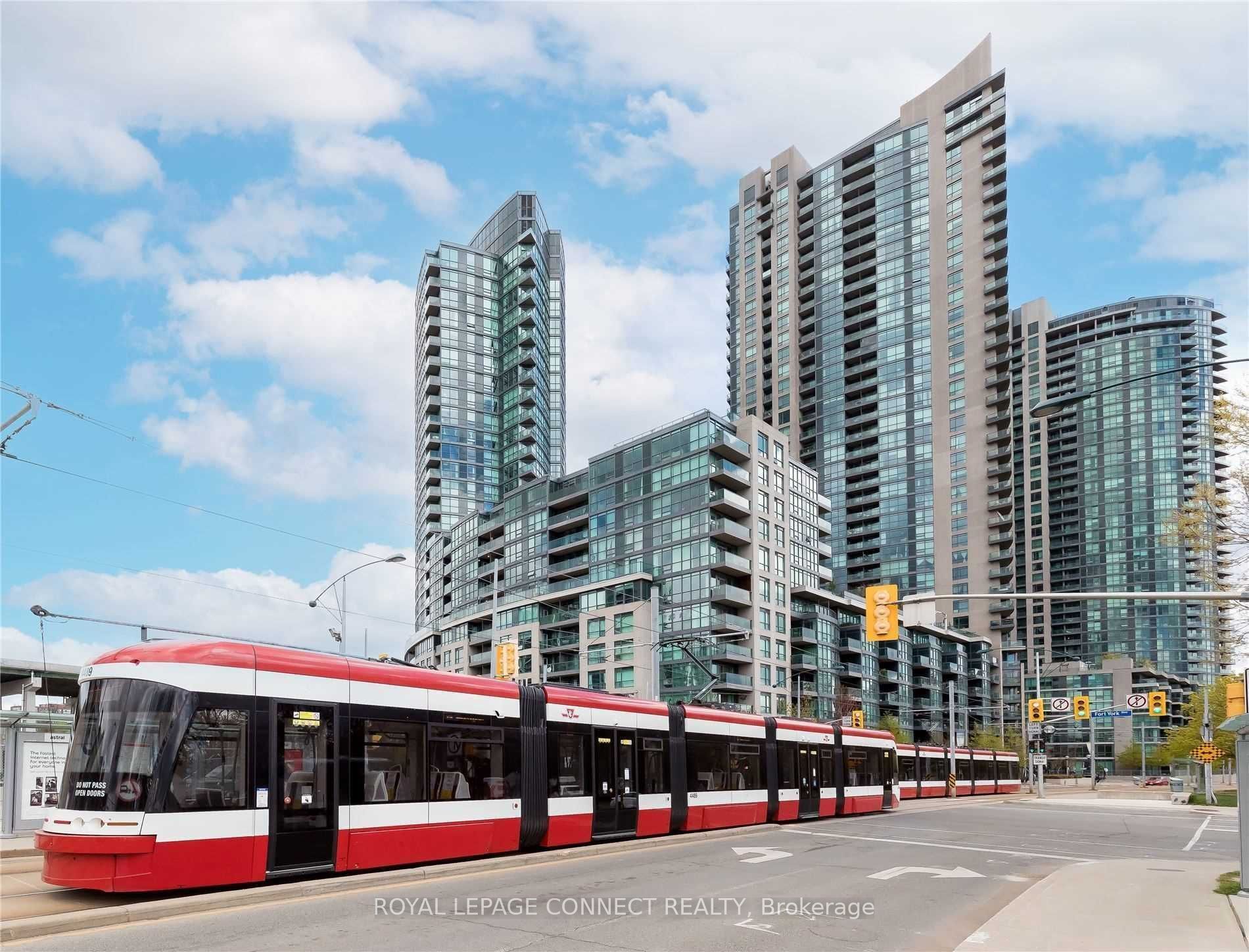 215 Fort York Boulevard 2812, Toronto, ON M5V 4A2