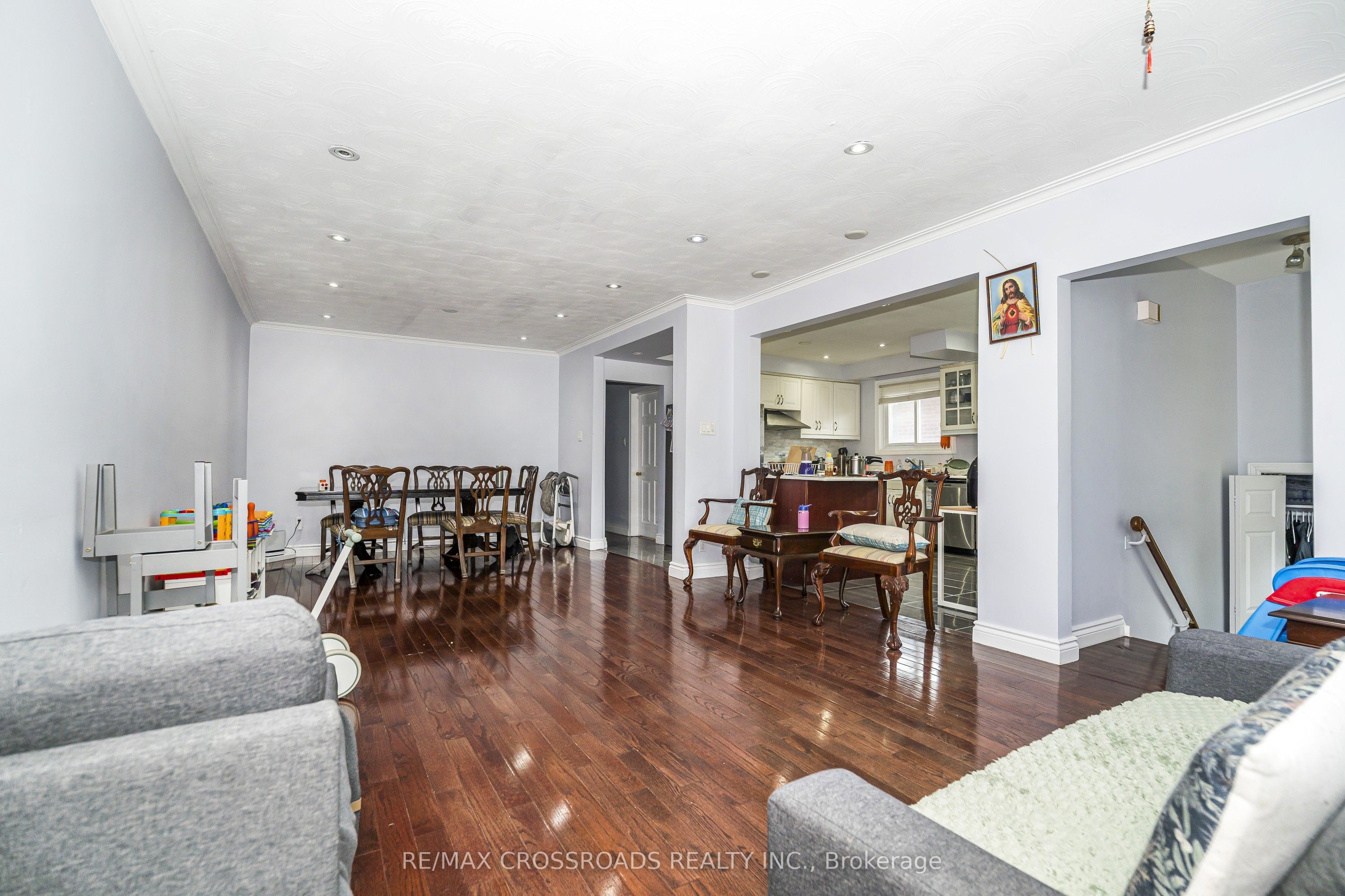 14 Reiber Crescent, Toronto, ON M2H 1C4 photo 4
