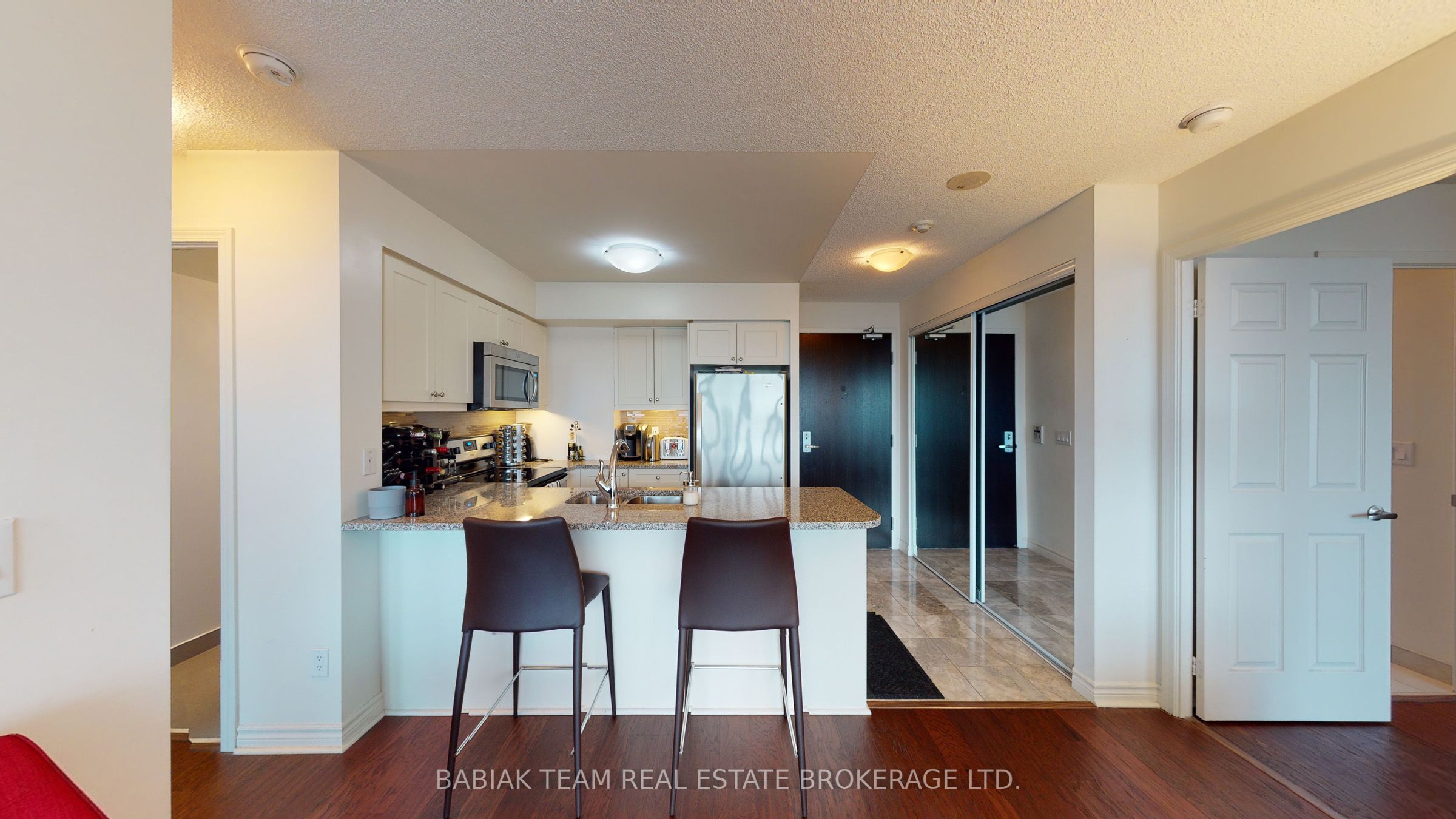 25 Lower Simcoe Street N 1015, Toronto, ON M5J 3A1 photo 3