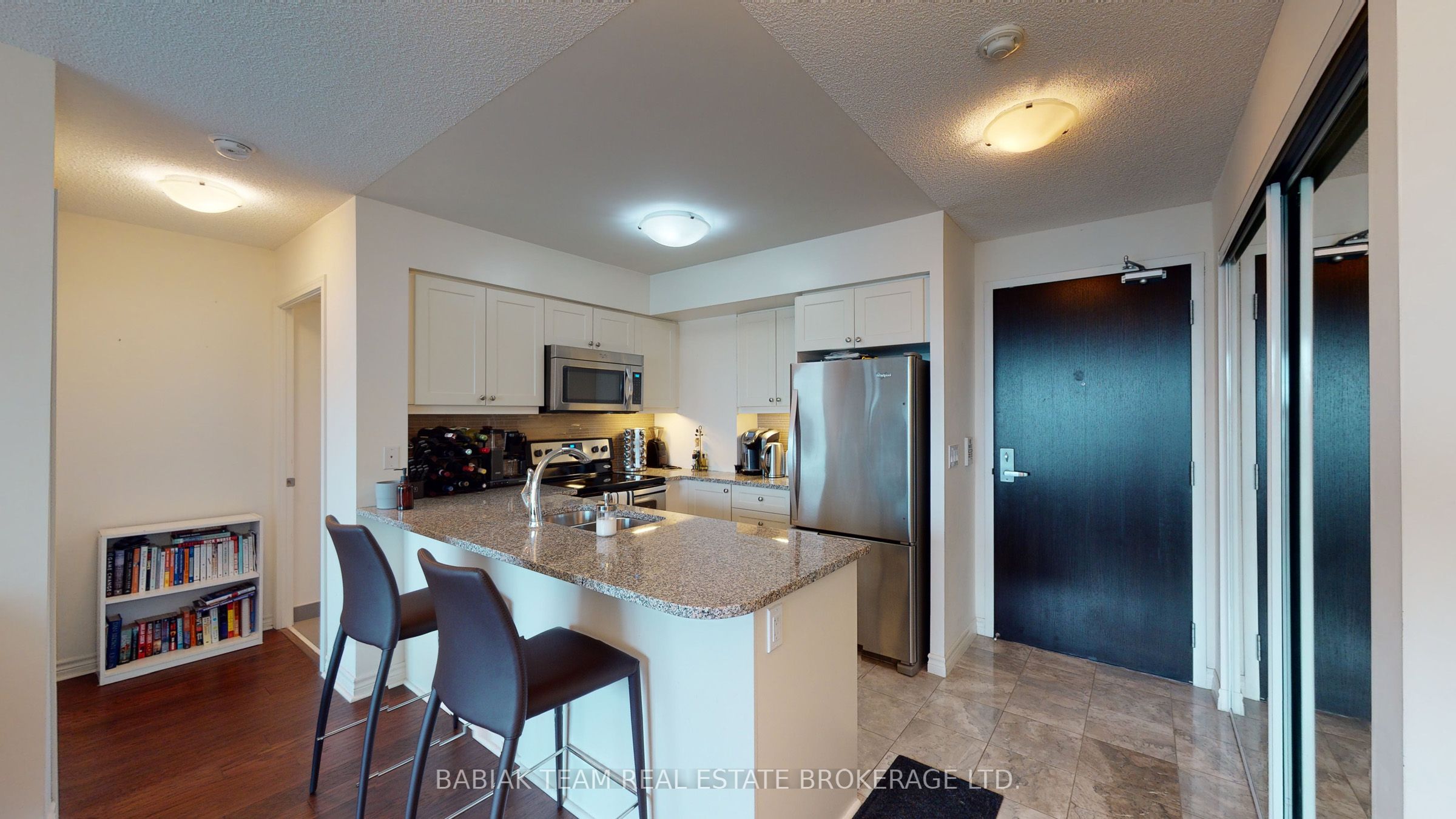 25 Lower Simcoe Street N 1015, Toronto, ON M5J 3A1 photo 4