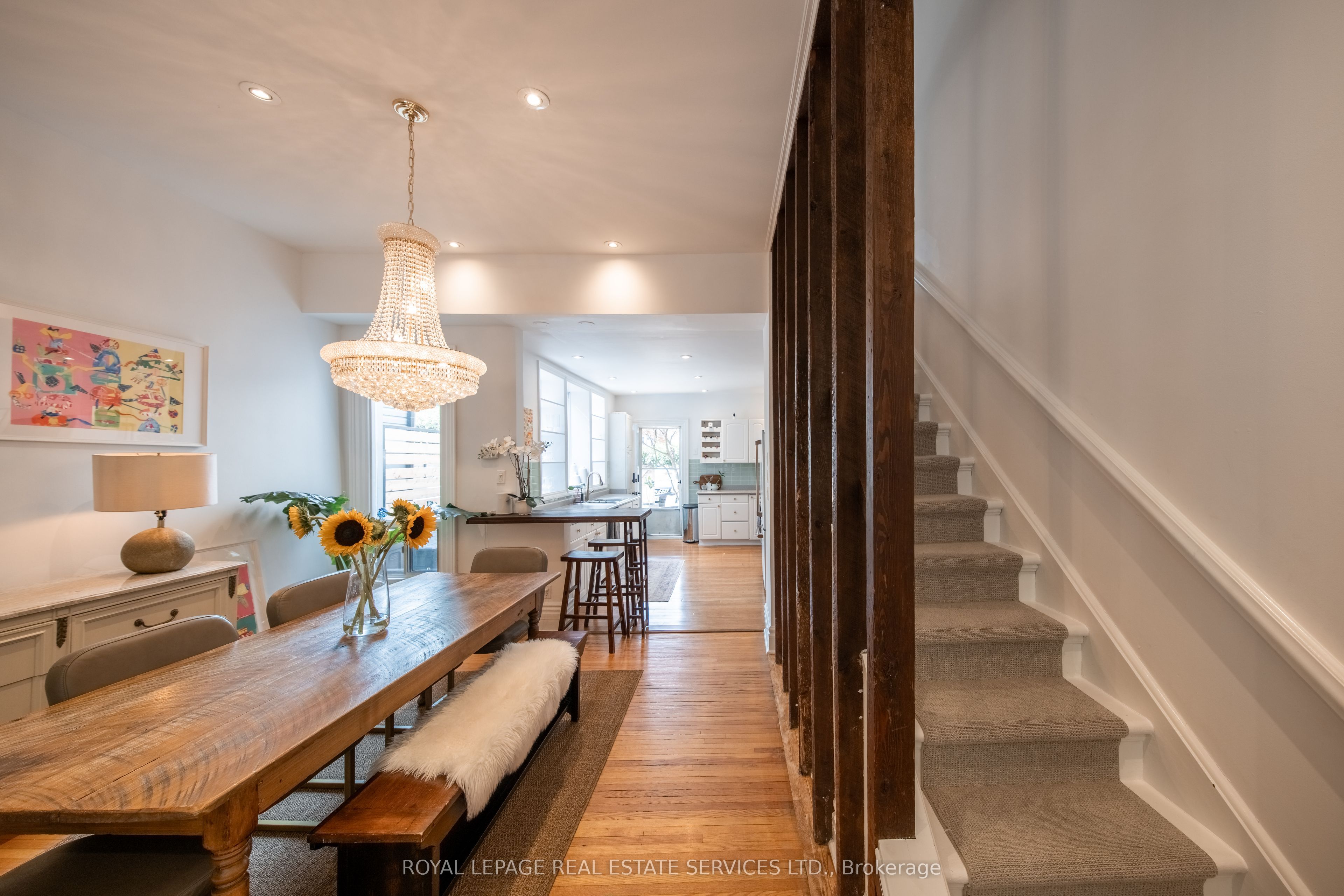 8 Henderson Avenue, Toronto, ON M6J 2B7 photo 2