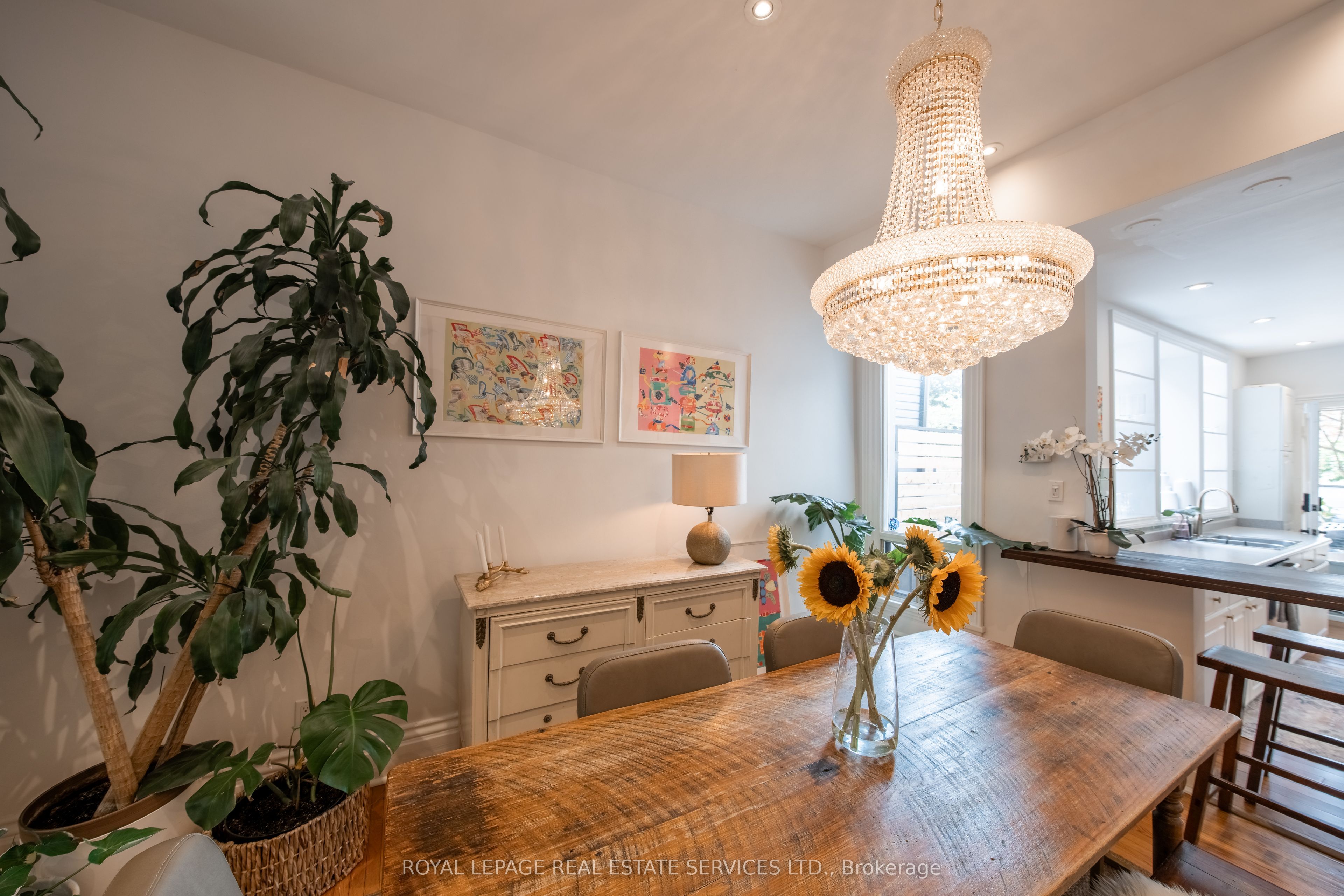 8 Henderson Avenue, Toronto, ON M6J 2B7 photo 4