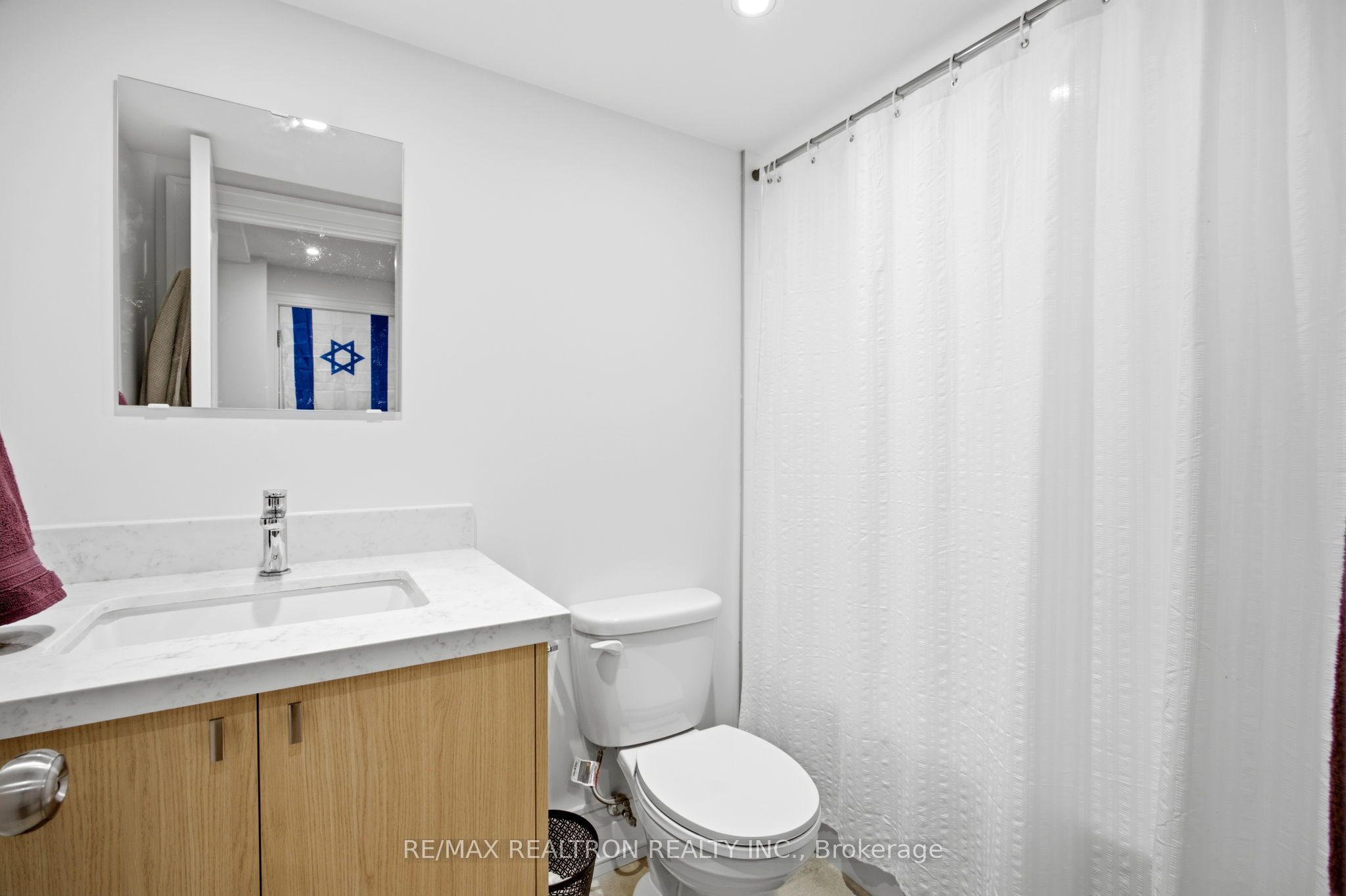 220 Hillhurst Boulevard 2, Toronto, ON M5N 1P4 photo 5