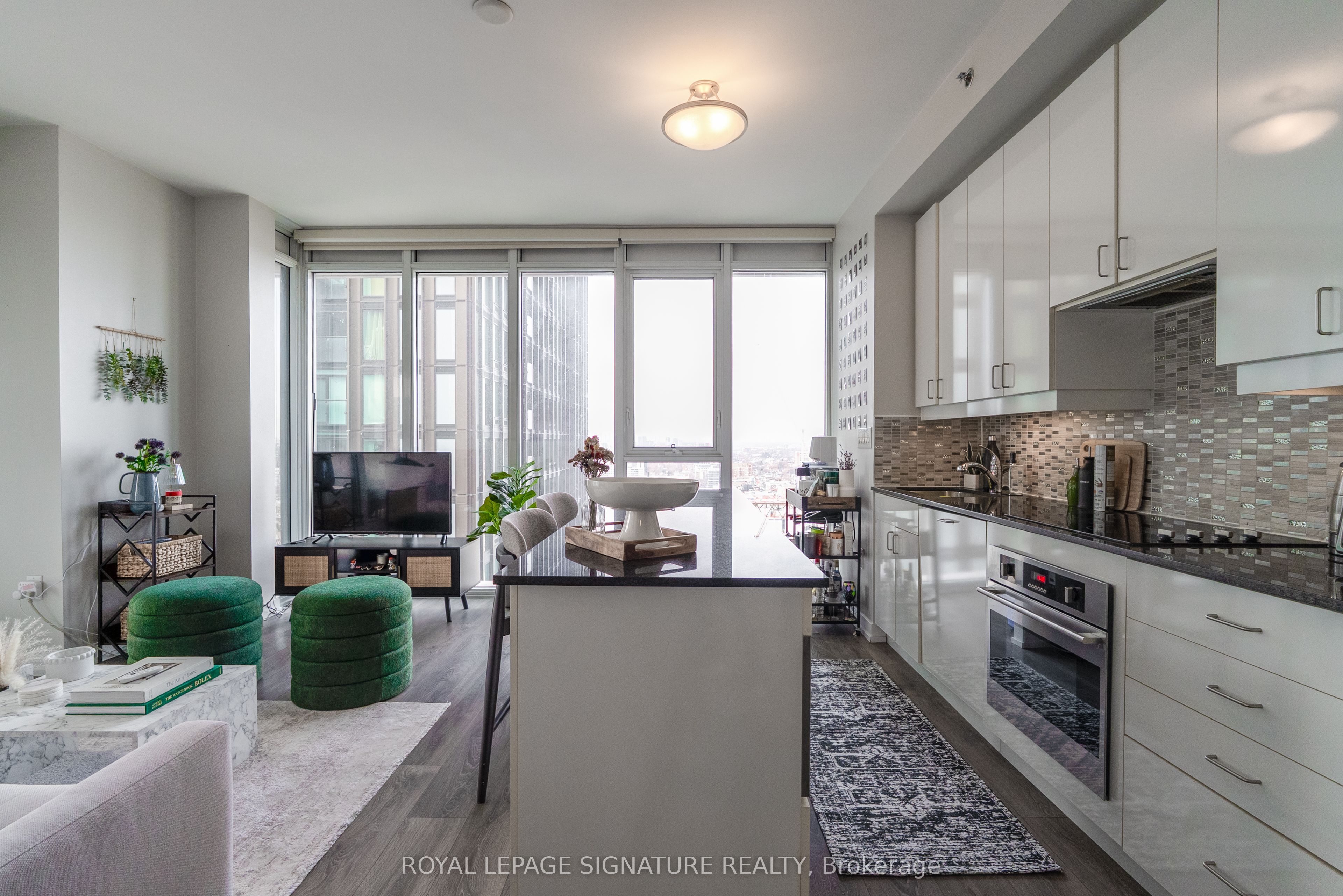 426 University Avenue 2503, Toronto, ON M5G 1S9 photo 4