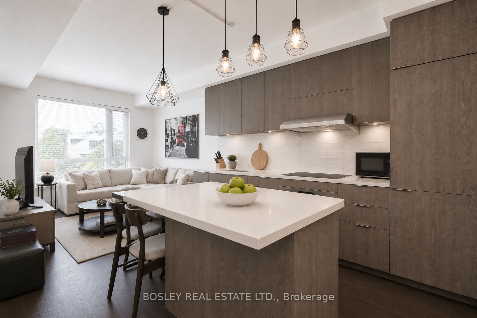 223 St Clair Avenue 209, Toronto, ON M4V 0A5 photo 4