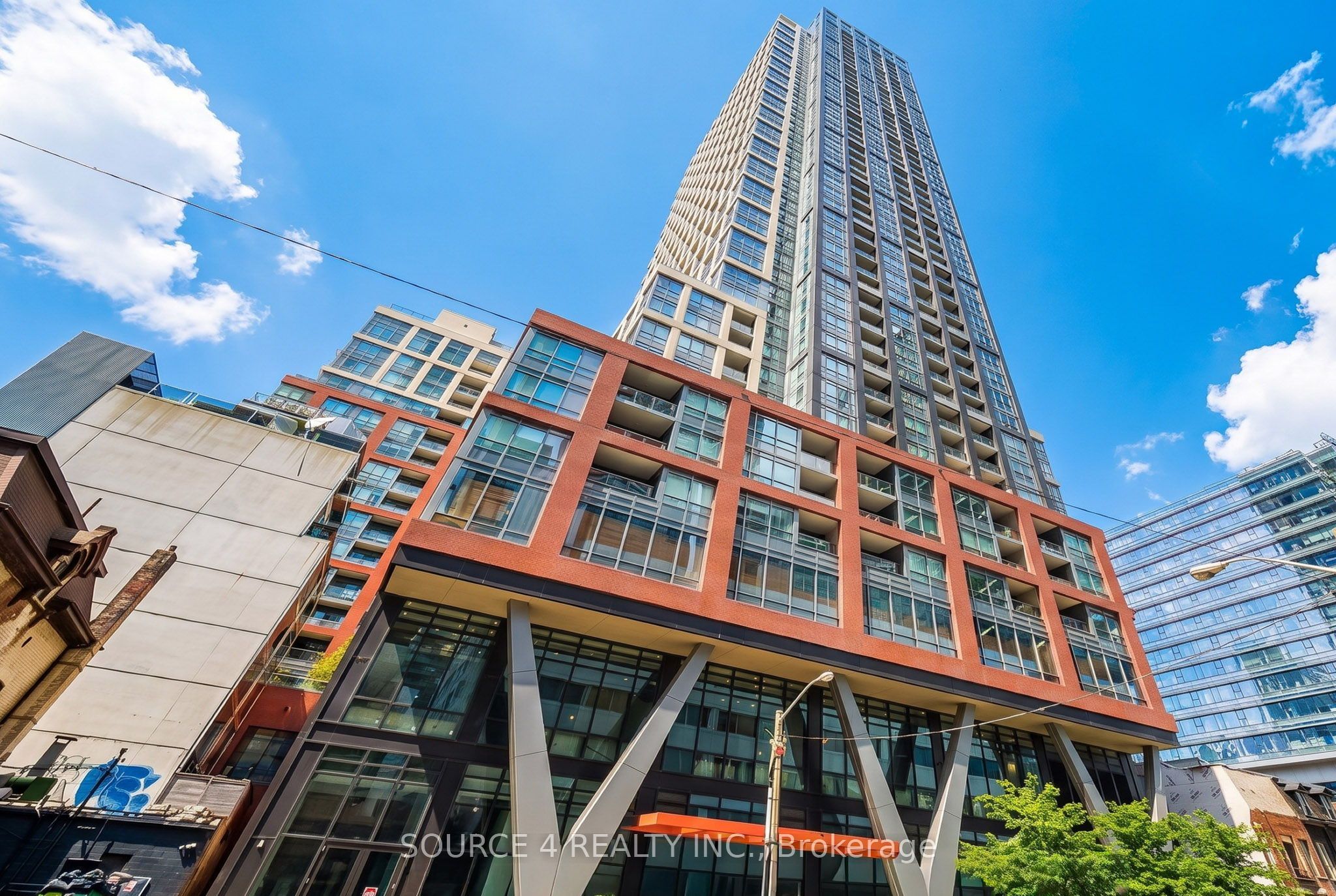 108 Peter Street 4906, Toronto, ON M5V 0W2