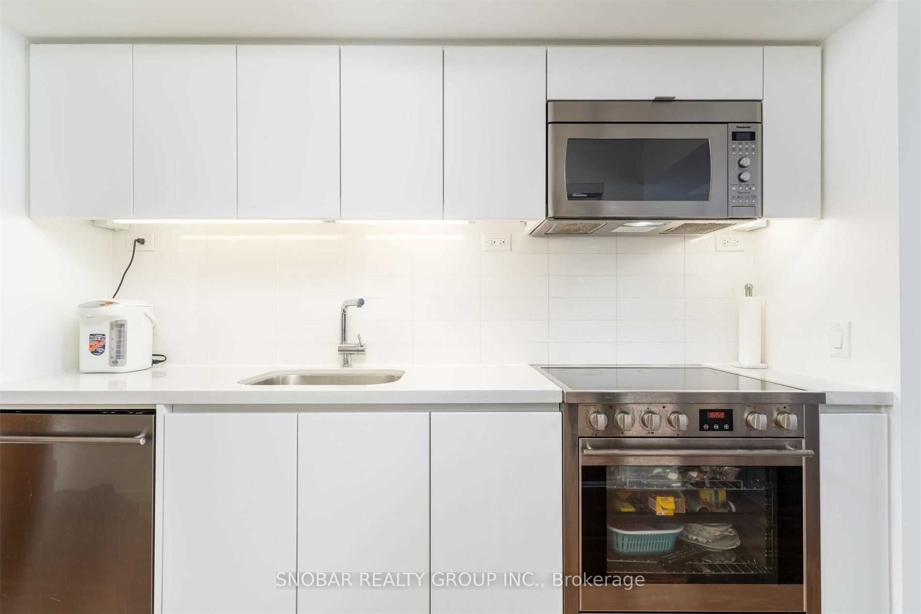 85 Queens Wharf Road 3608, Toronto, ON M5V 0J9 photo 4