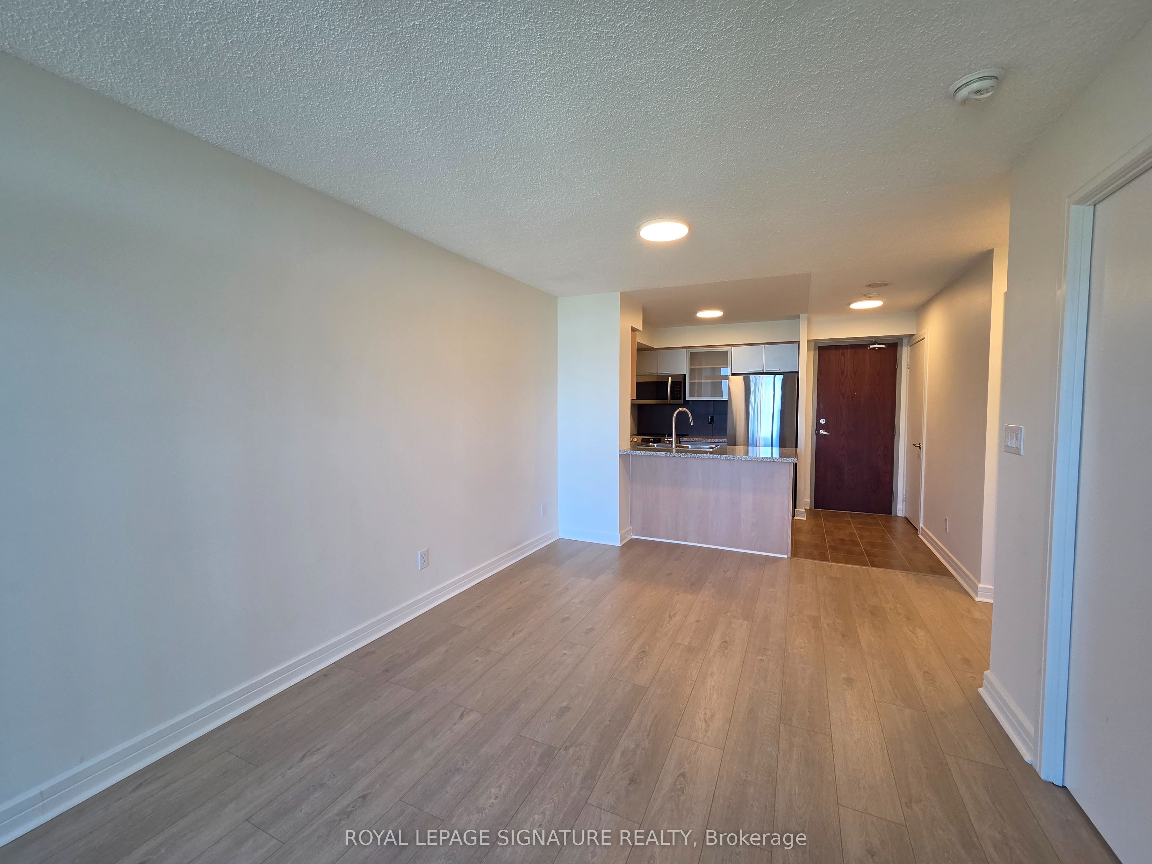 18 Harrison Garden Boulevard 1005, Toronto, ON M2N 7J7 photo 4