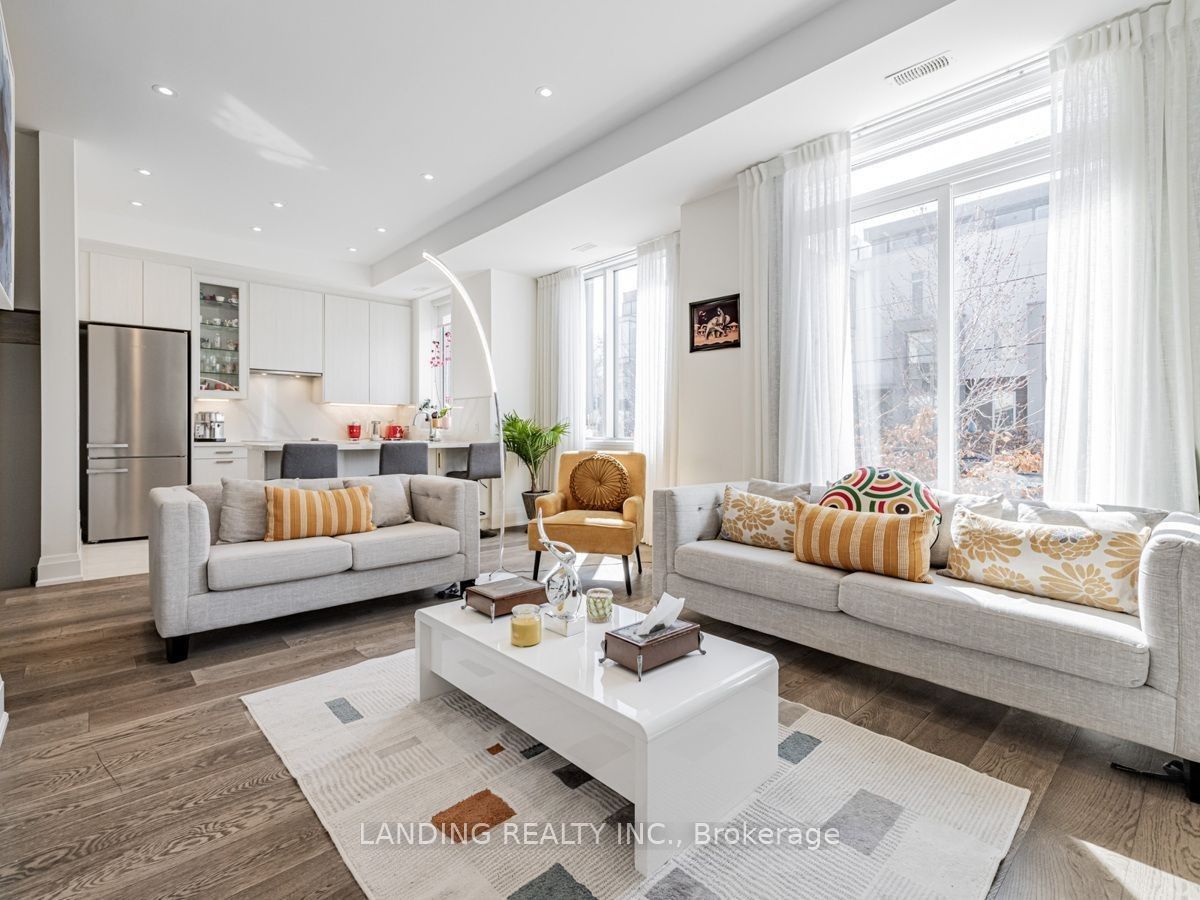 17 Greenbriar Road 1, Toronto, ON M2K 0G7 photo 4