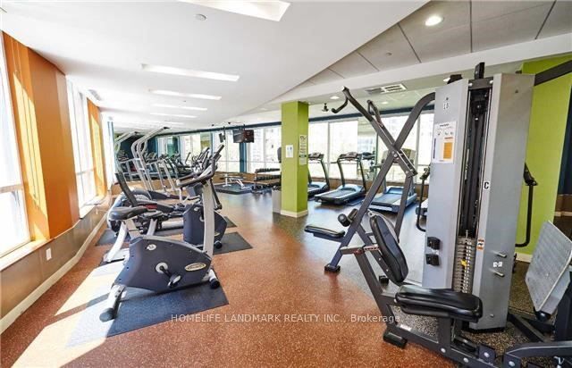 10 Northtown Way 811, Toronto, ON M2N 7L4 photo 4