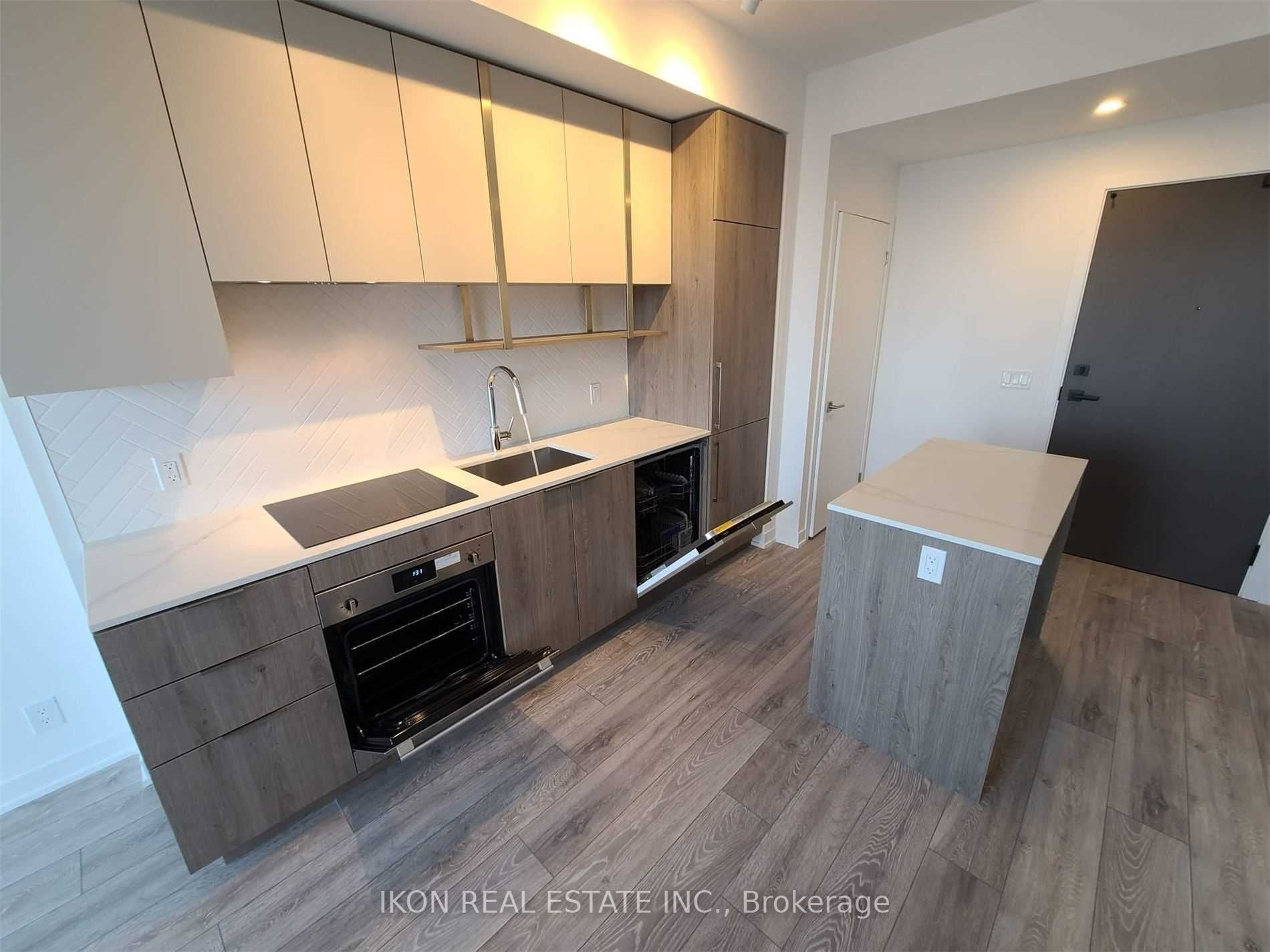 15 Holmes Avenue 2606, Toronto, ON M2N 0L4 photo 2