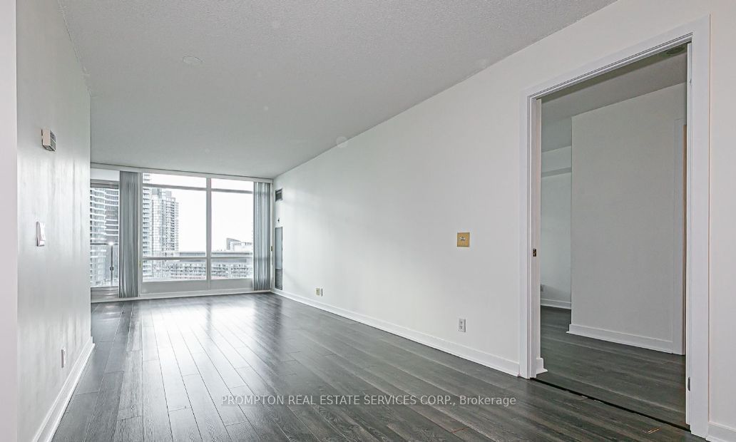 361 Front Street 2707, Toronto, ON M5V 3R5 photo 5
