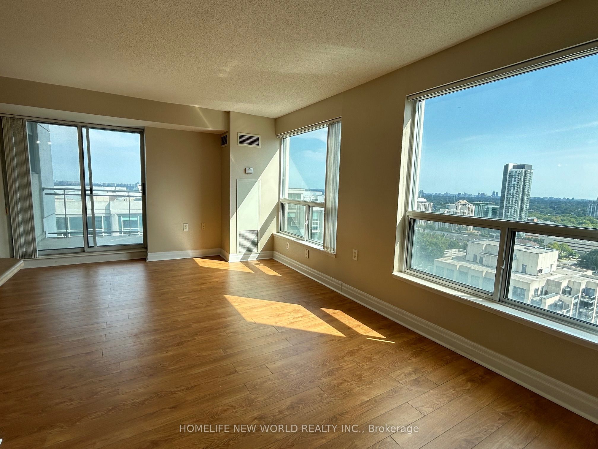 21 Hillcrest Avenue 2603, Toronto, ON M2N 7K2 photo 2