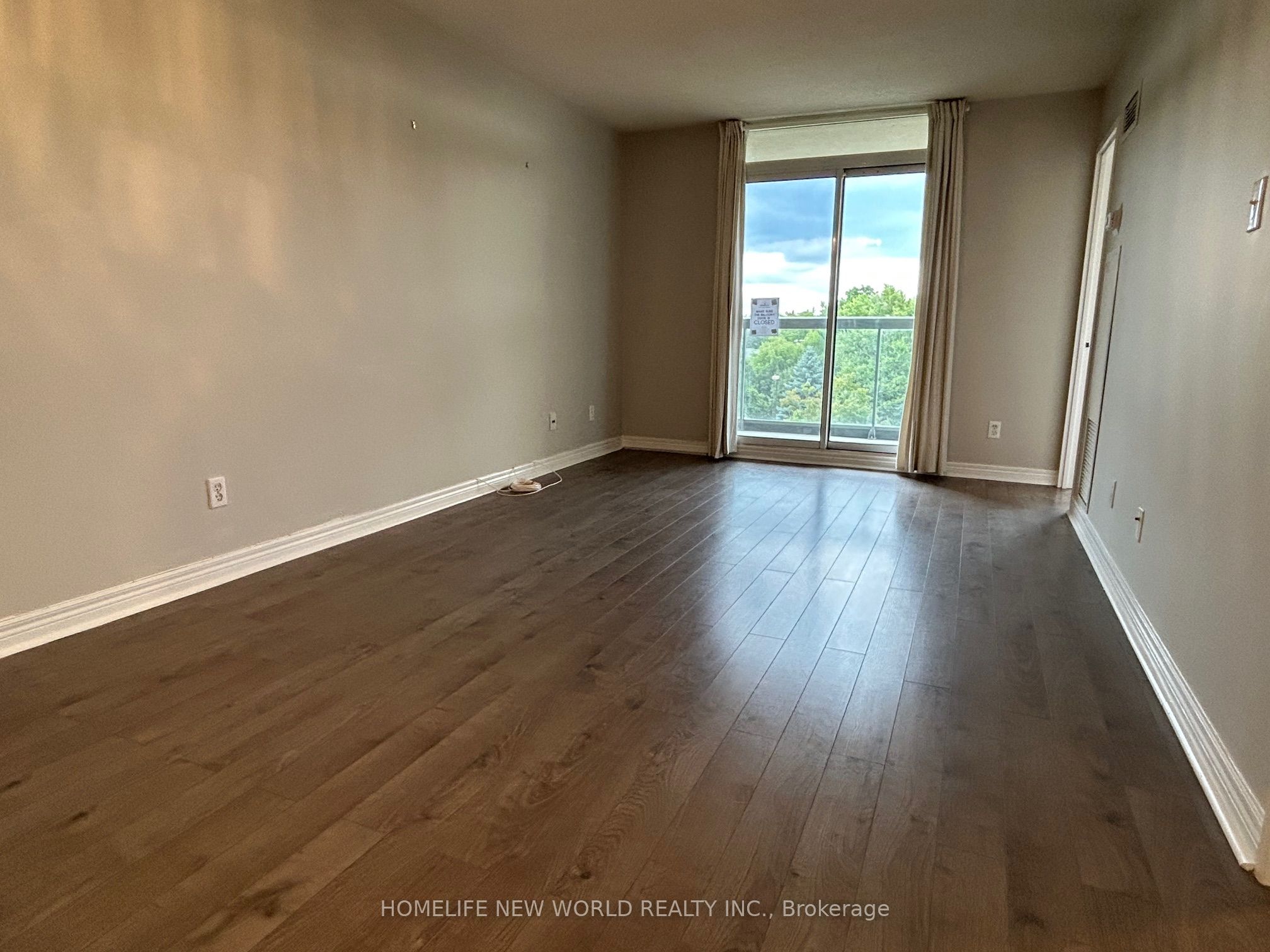 28 Empress Avenue 710, Toronto, ON M2N 6Z7 photo 4