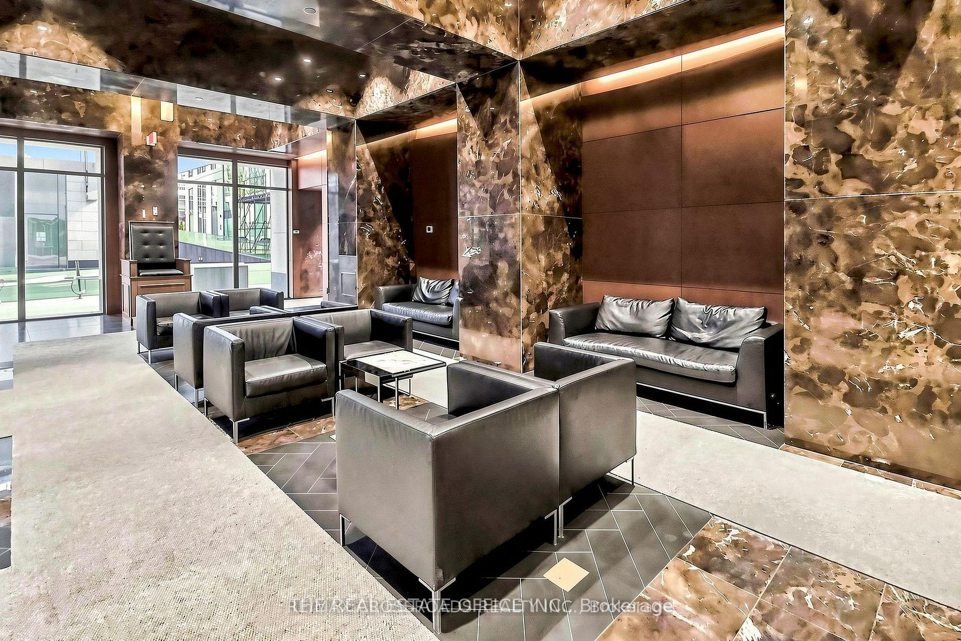 70 Temperance Street W 2816, Toronto, ON M5H 0B1 photo 3