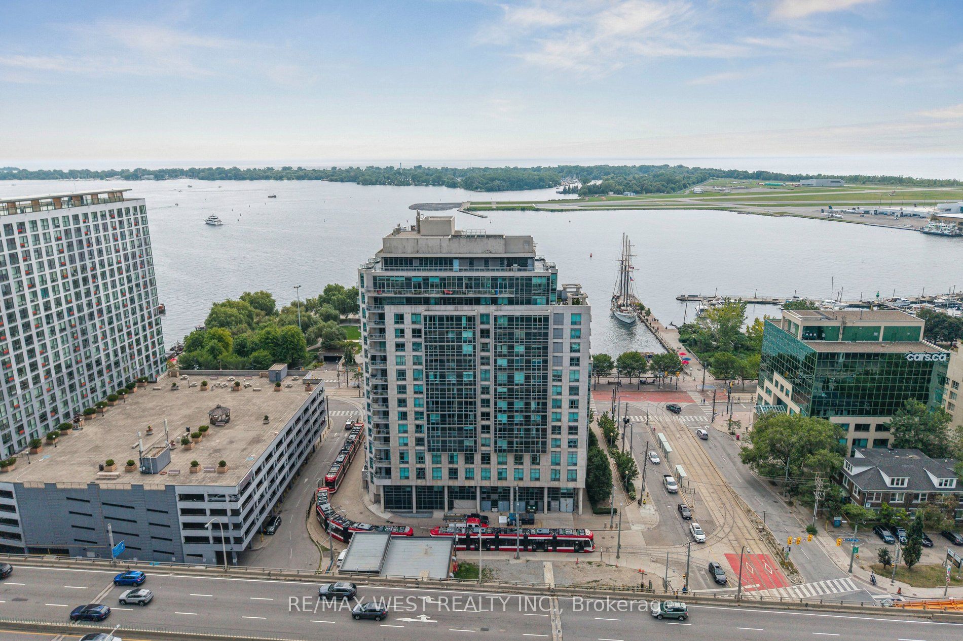 410 Queens Quay W 1104, Toronto, ON M5V 3T1 photo 2