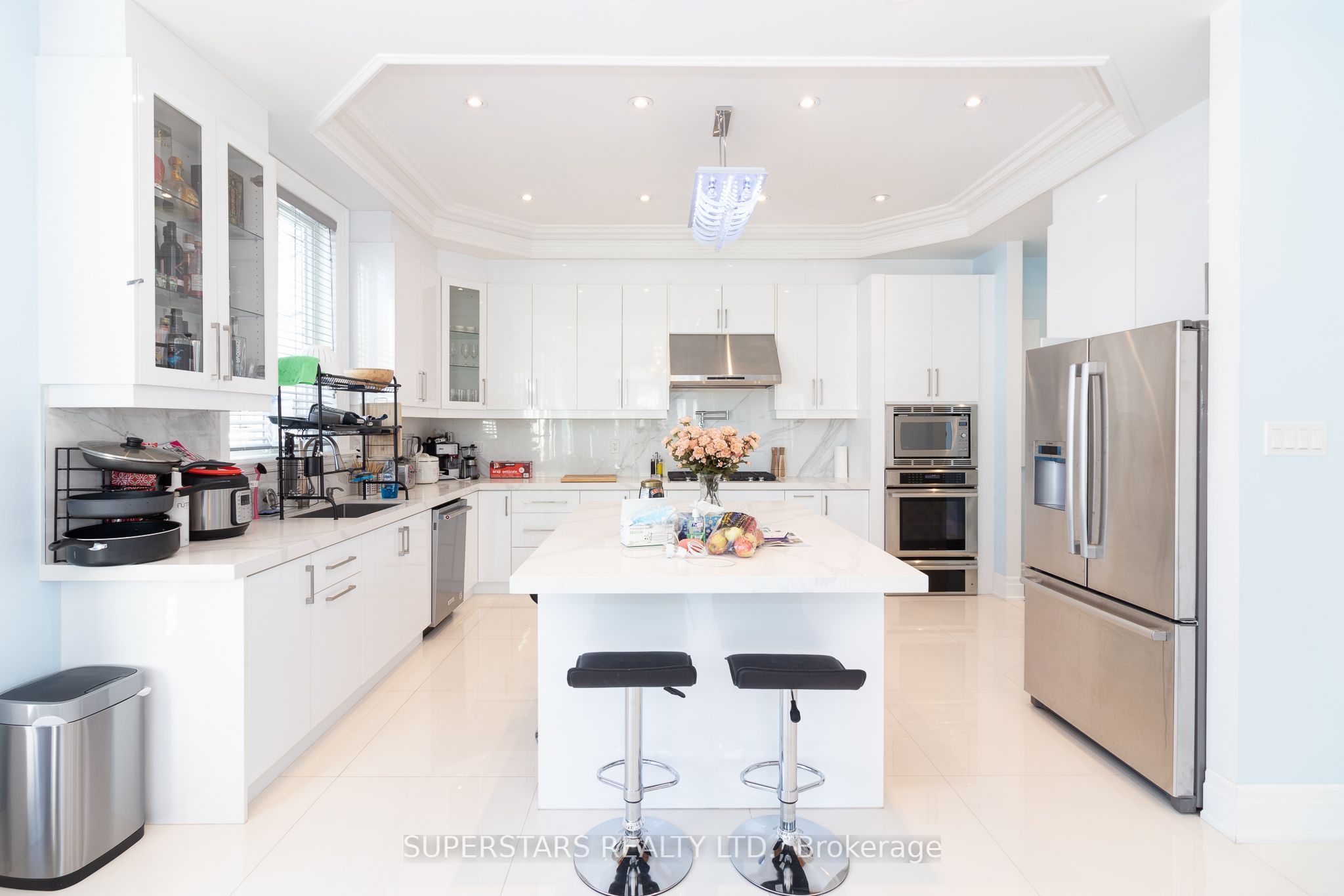 123 Wilmington Avenue, Toronto, ON M3H 5J5 photo 2