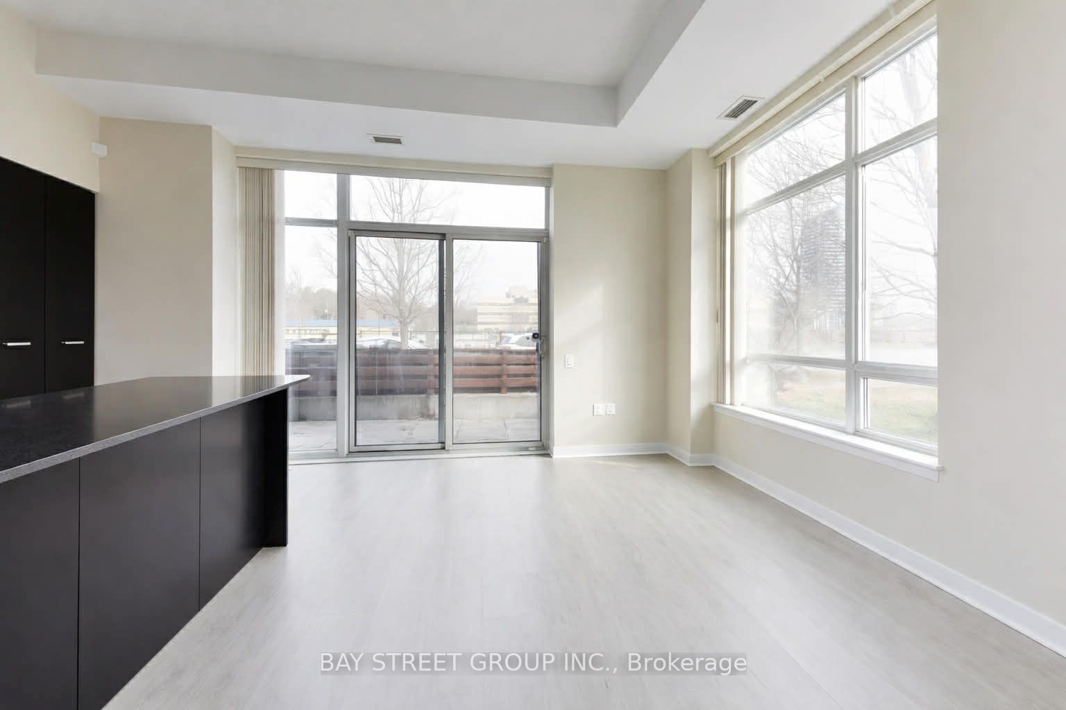 25 Singer Court TH07, Toronto, ON M2K 0B3 photo 2