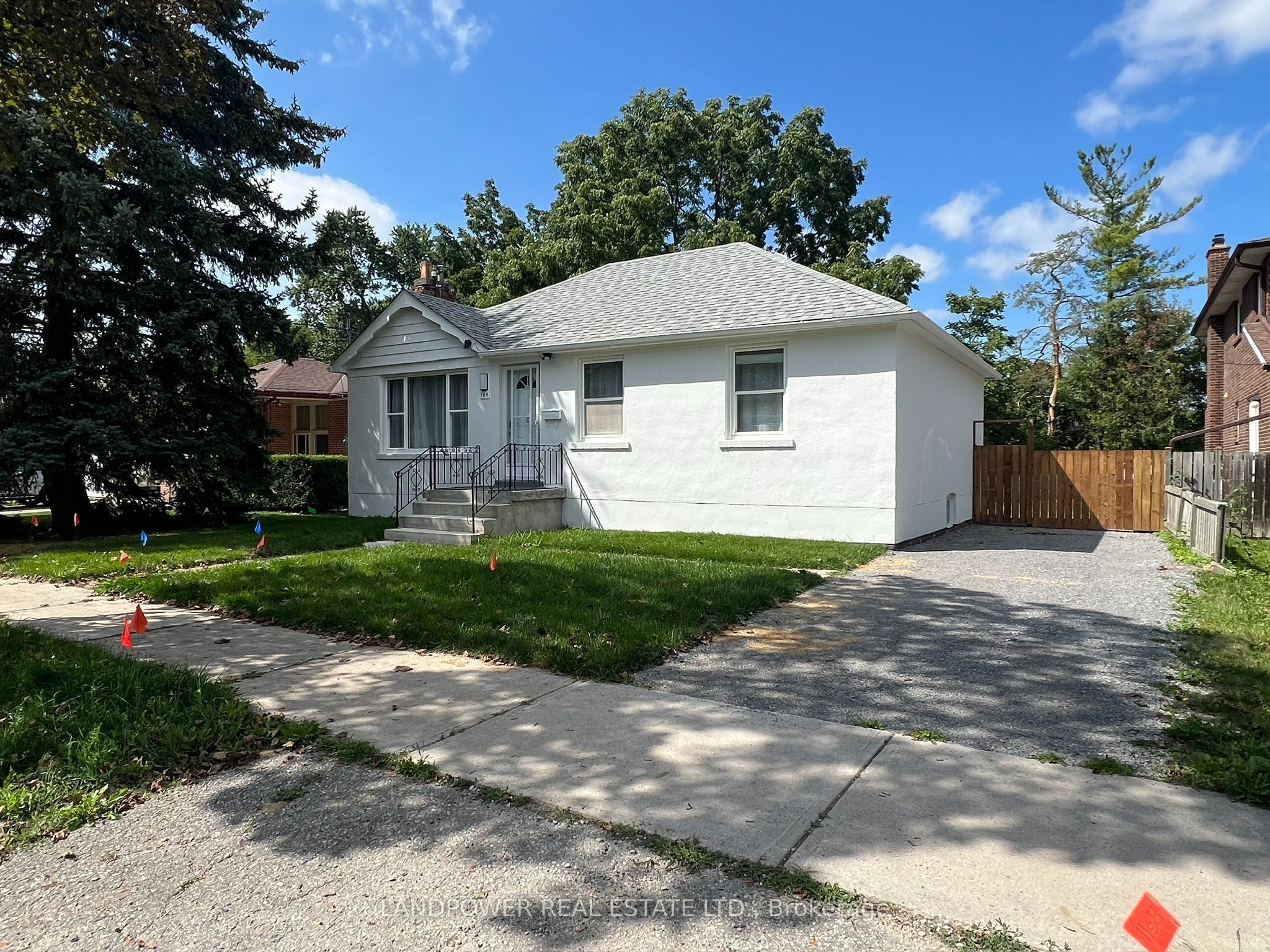 164 Homewood Avenue, Toronto, ON M2M 1K5 photo 2