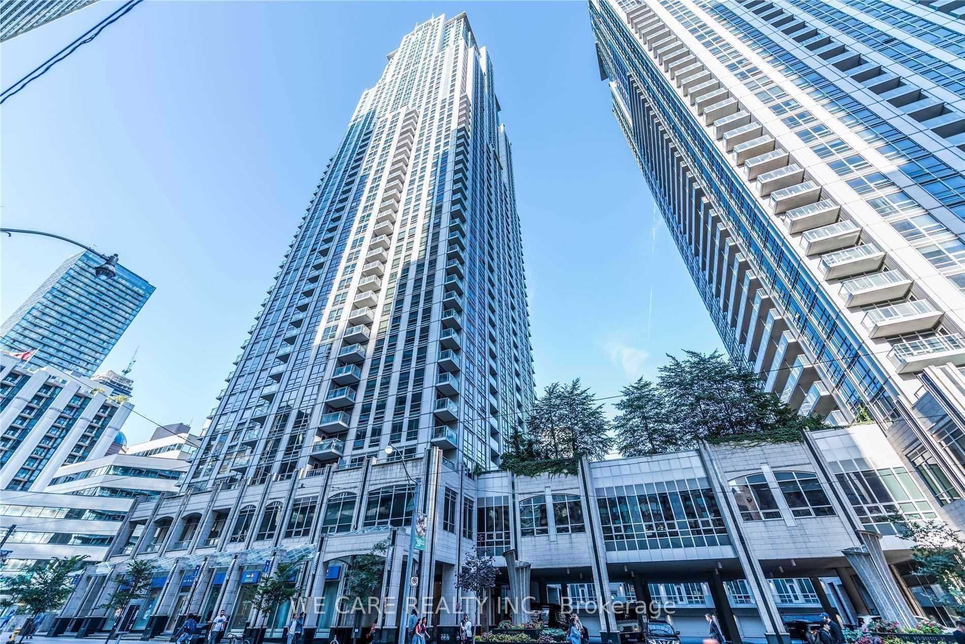 763 Bay Street 211, Toronto, ON M5G 2R3