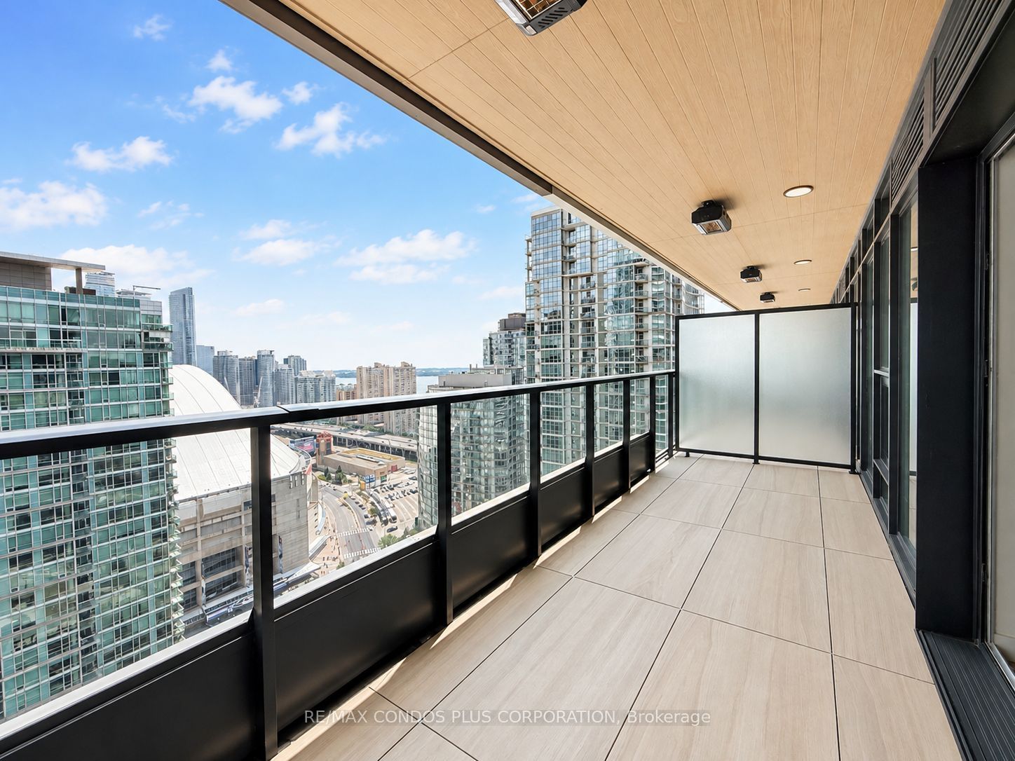 3 Concord Cityplace Way 3107, Toronto, ON M5V 0X4 photo 3