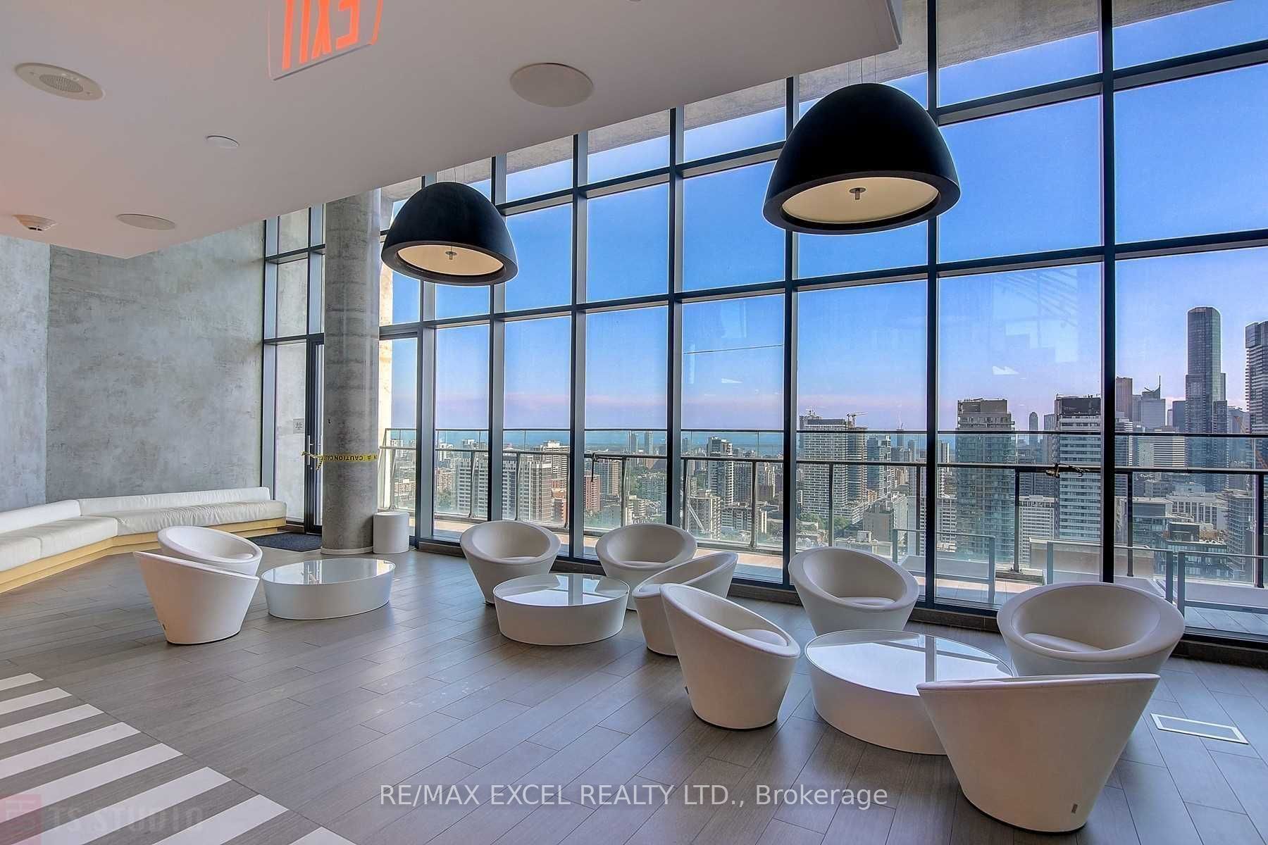 45 Charles Street E 4606, Toronto, ON M4Y 0B8 photo 5
