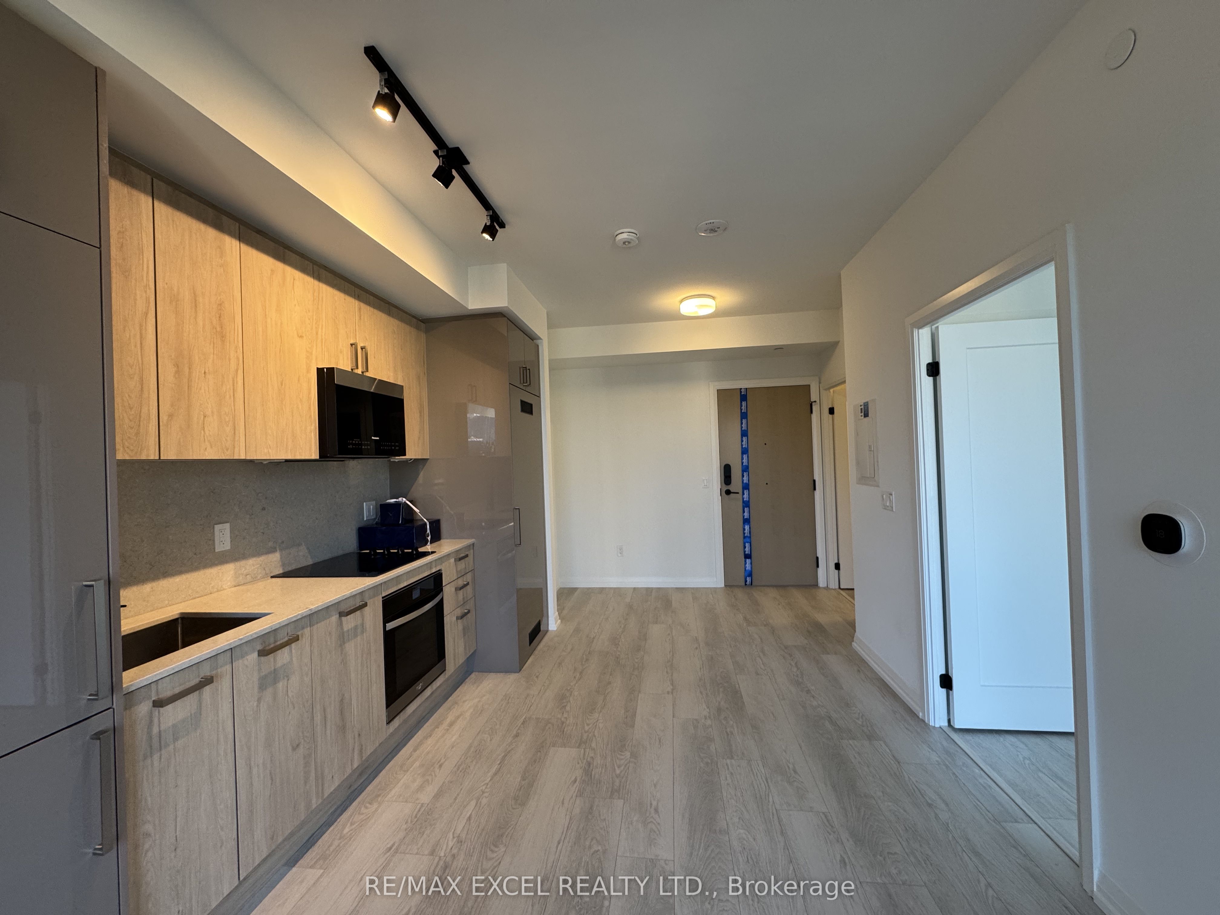 280 Dundas Street W 1504, Toronto, ON M5T 0E3 photo 5