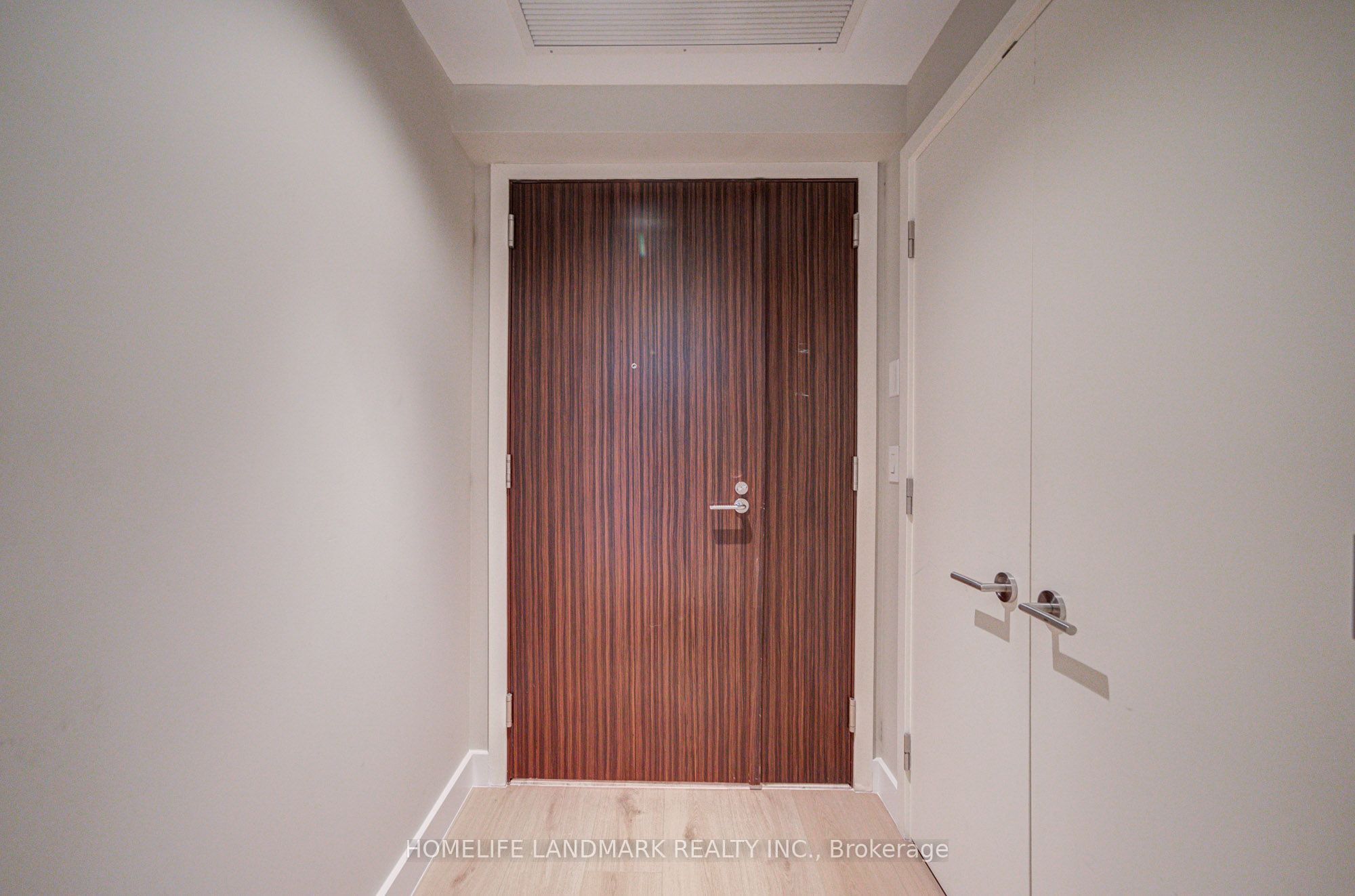 180 University Avenue 3103, Toronto, ON M5H 0A2 photo 4