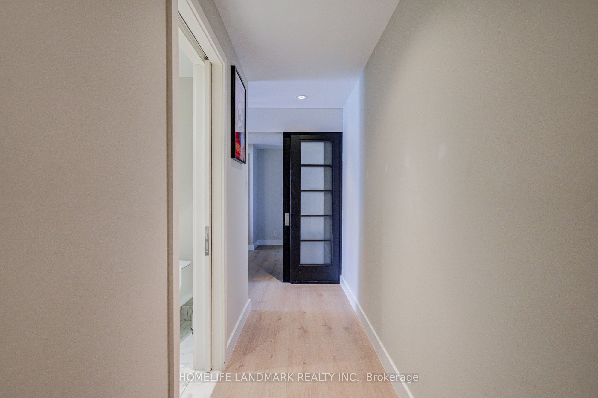 180 University Avenue 3103, Toronto, ON M5H 0A2 photo 5