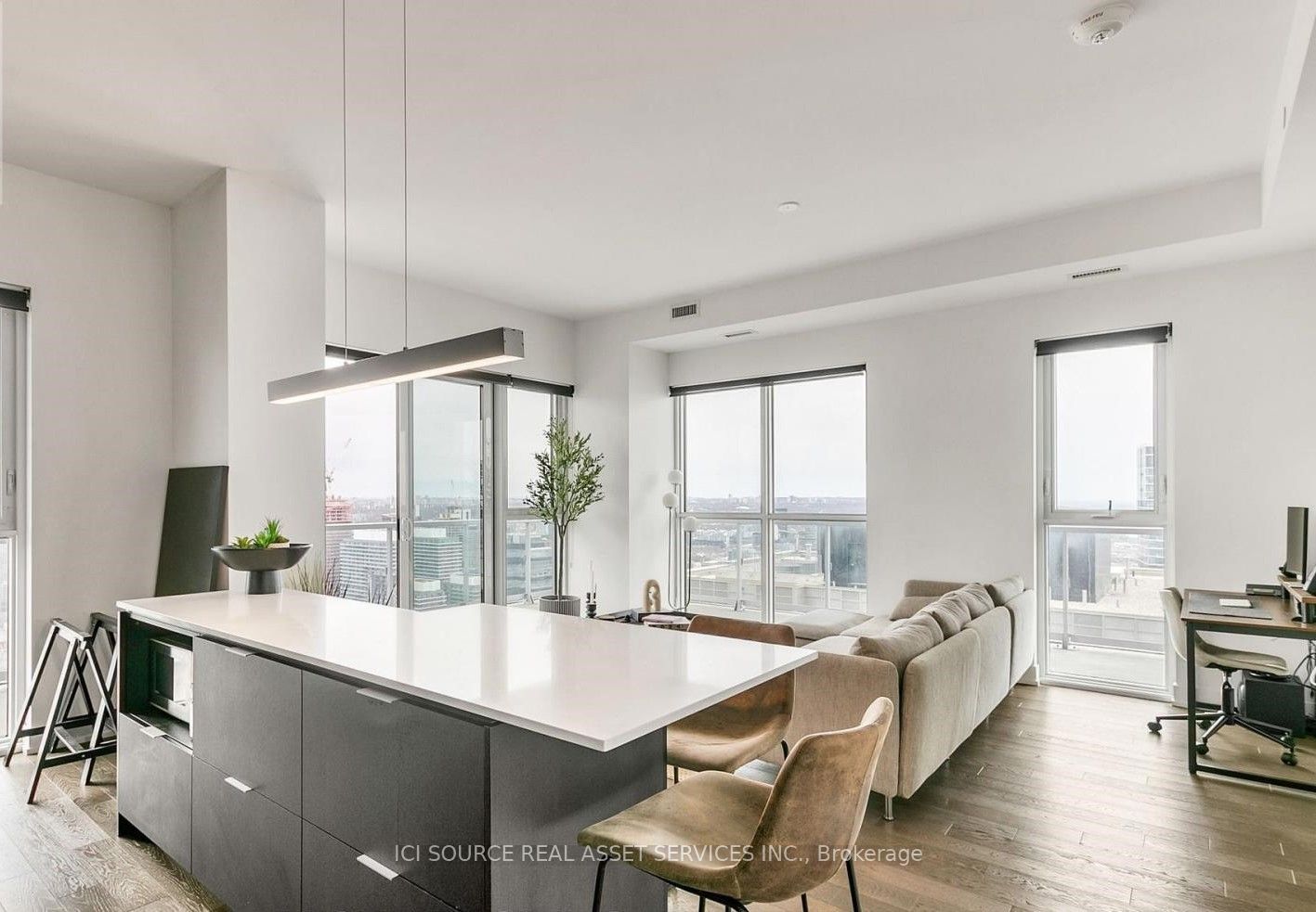 15 Lower Jarvis Street 4005, Toronto, ON M5E 1R7 photo 4
