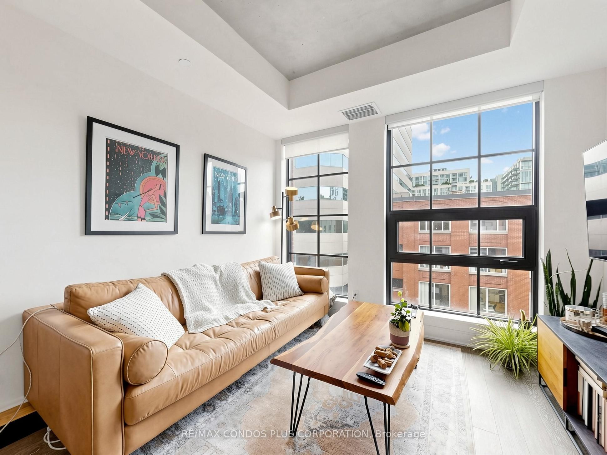 608 Richmond Street W 408, Toronto, ON M5V 0N9