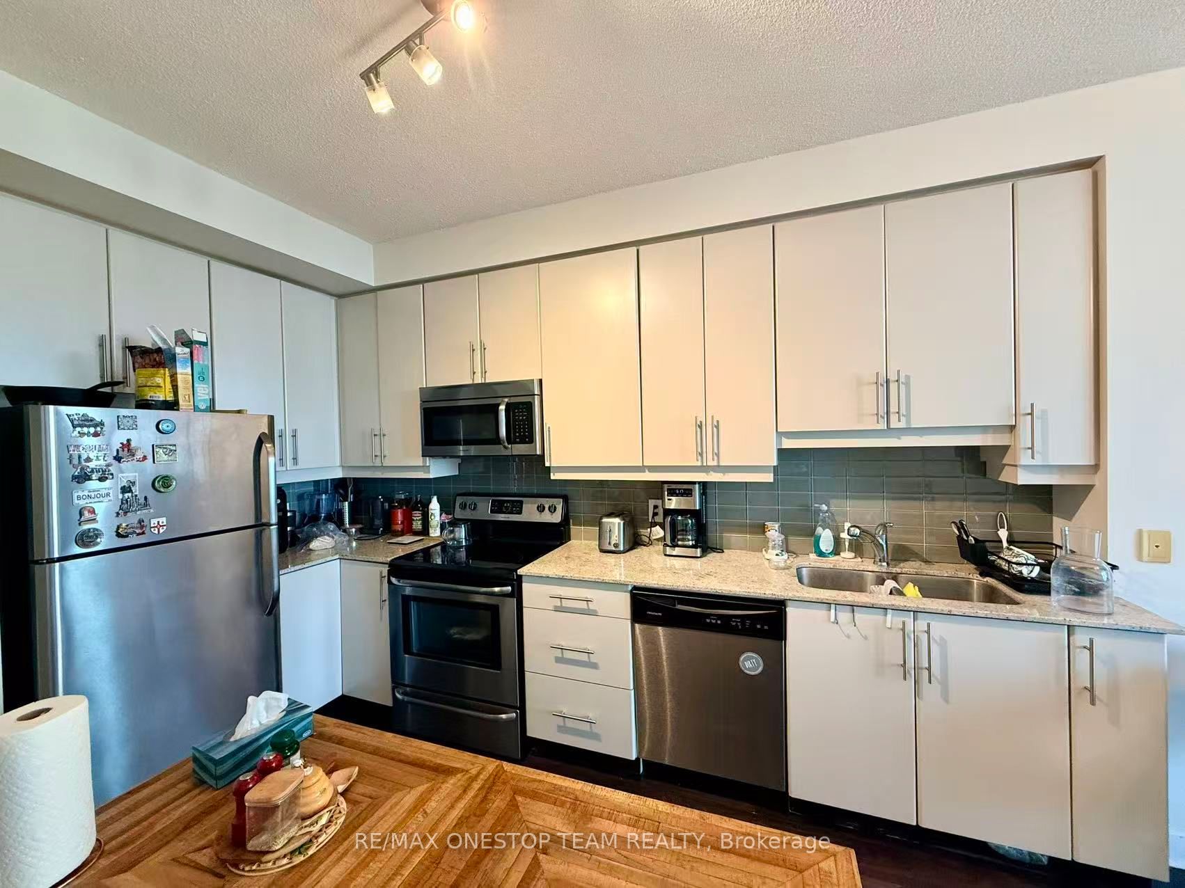 33 Bay Street 4306, Toronto, ON M5J 2Z3 photo 4