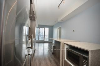 170 Sumach Street 1708, Toronto, ON M5A 3H6 photo 5
