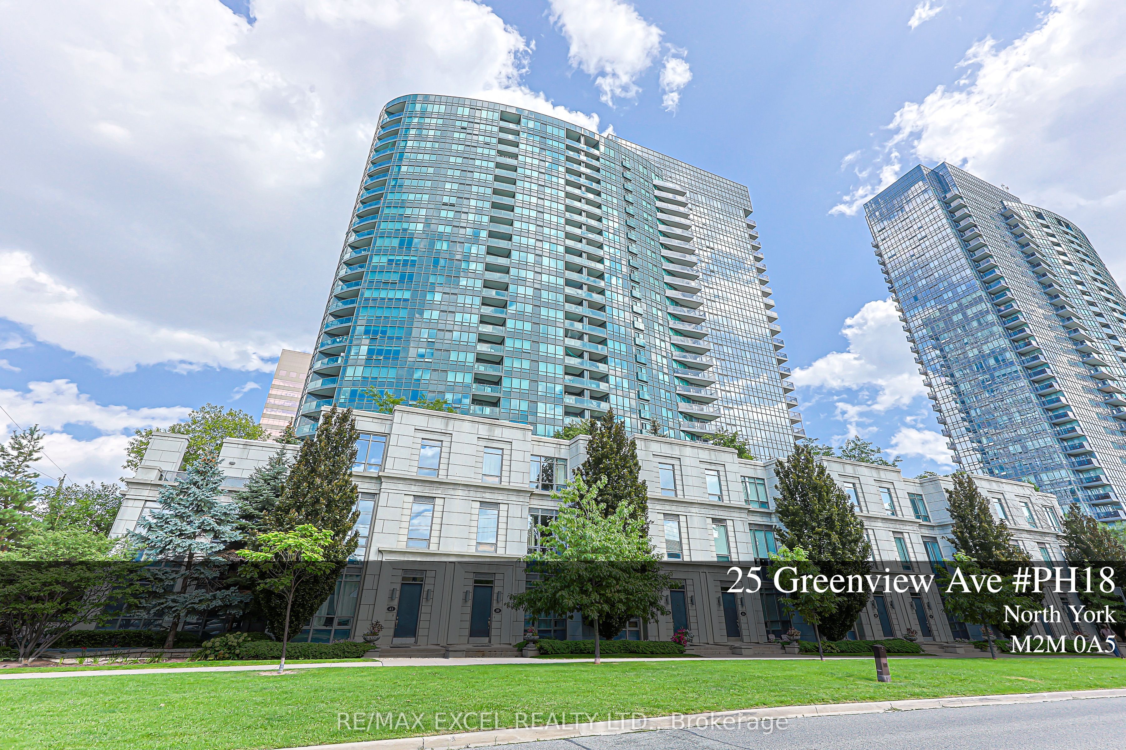 25 Greenview Avenue PH 18, Toronto, ON M2M 0A5