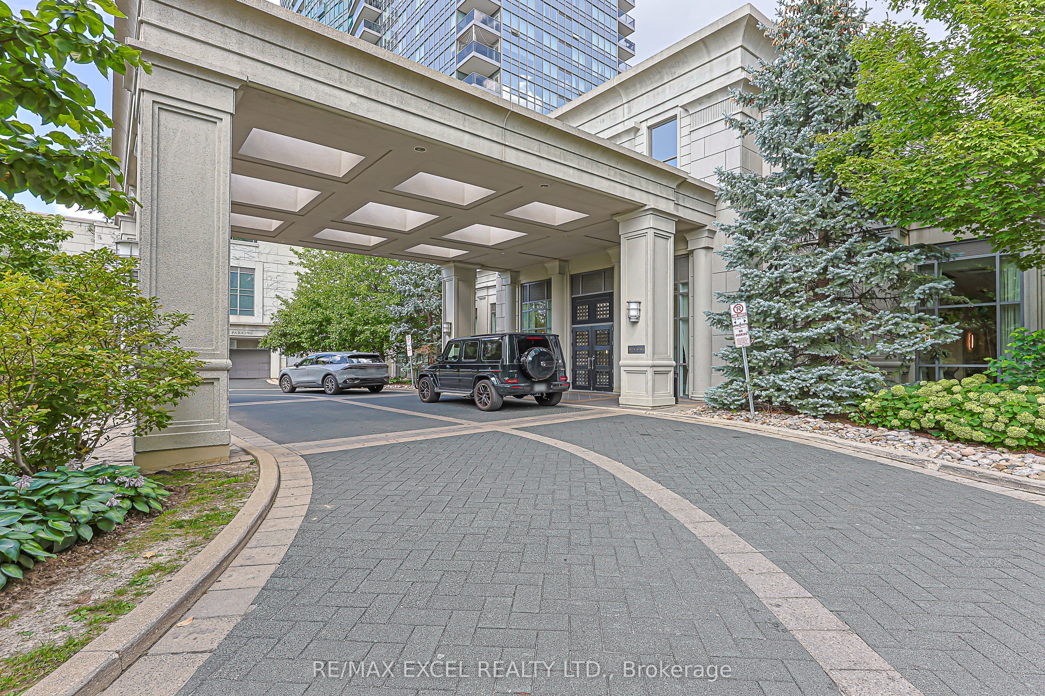25 Greenview Avenue PH 18, Toronto, ON M2M 0A5 photo 4