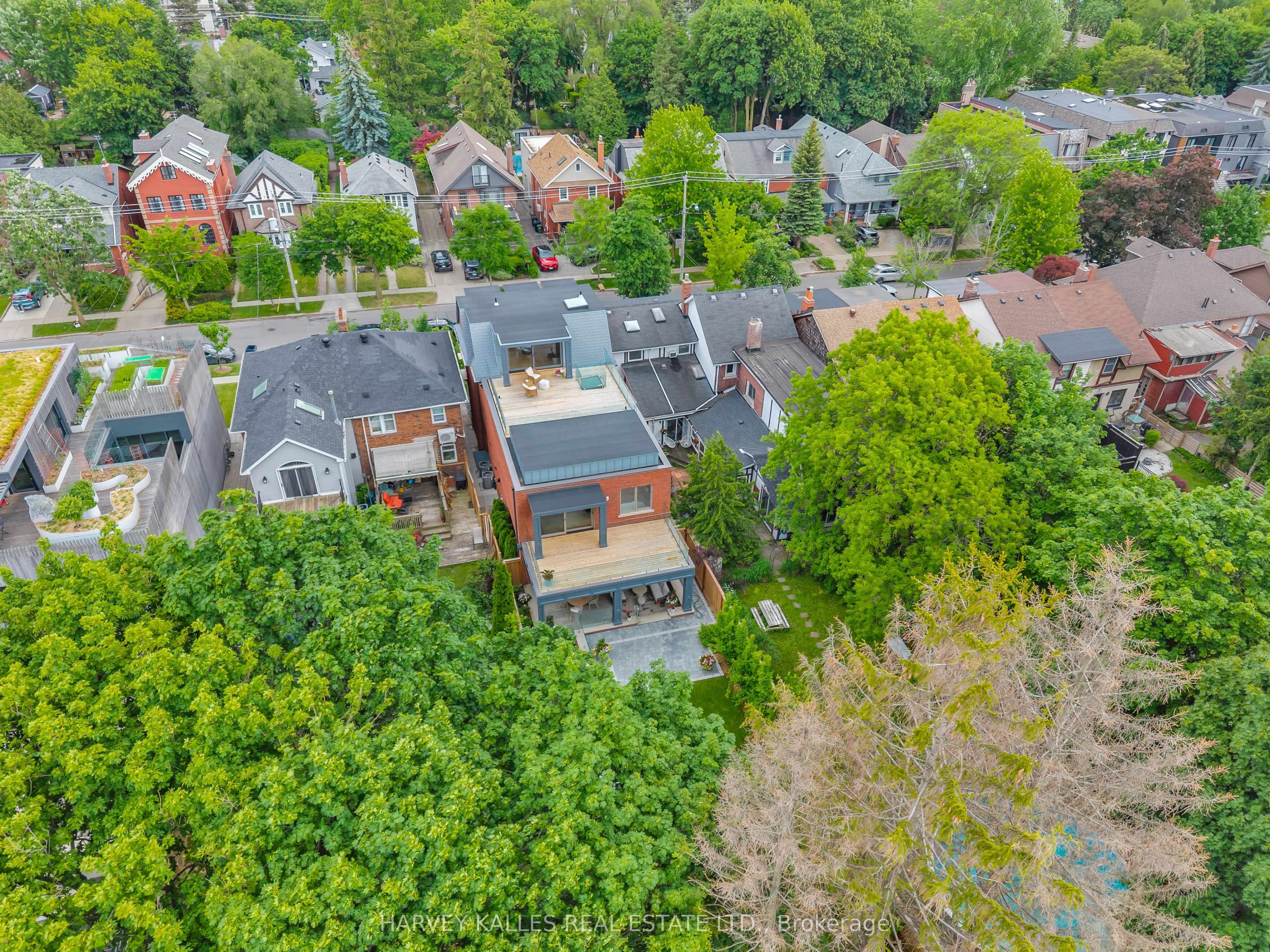 82 Sherwood Avenue, Toronto, ON M4P 2A7 photo 2