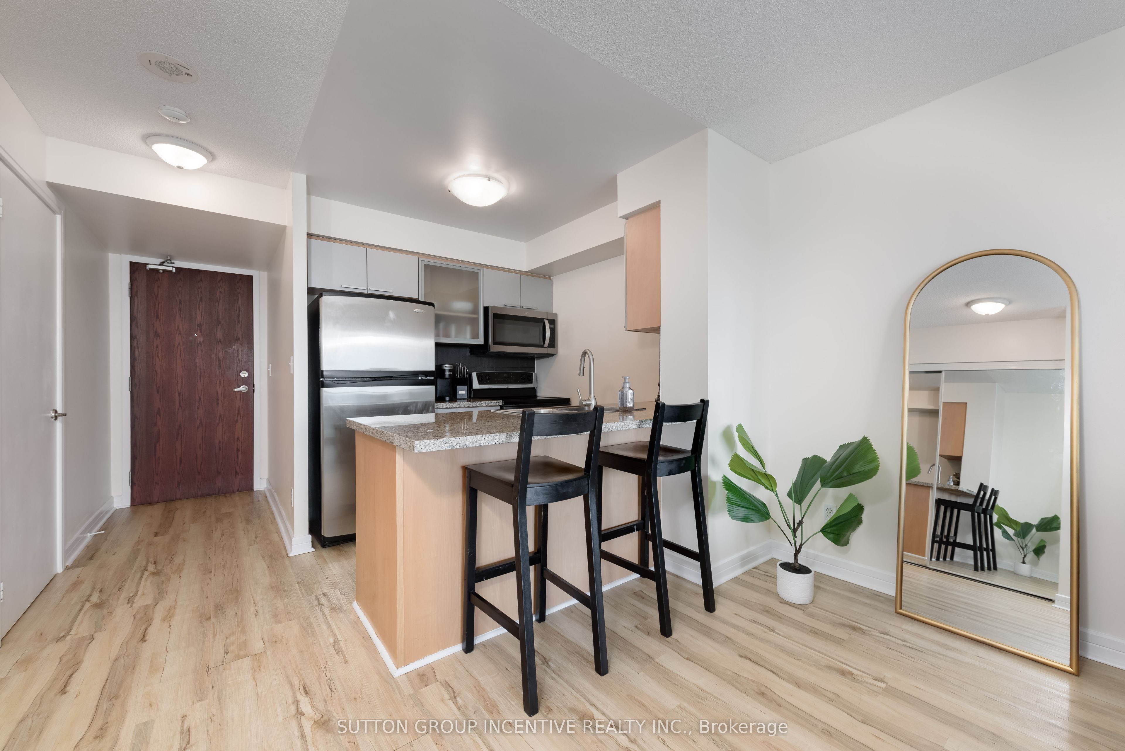 18 Harrison Garden Boulevard 2409, Toronto, ON M2N 7J7 photo 4
