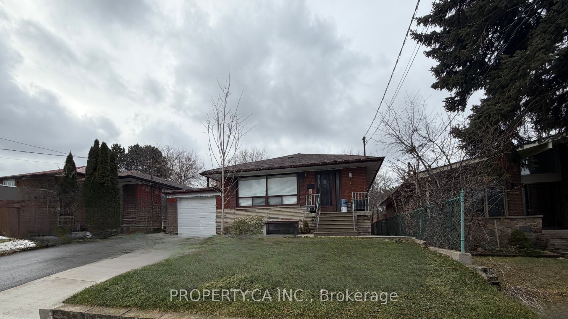 46 Hove Street Lower Level, Toronto, ON M3H 4Y9