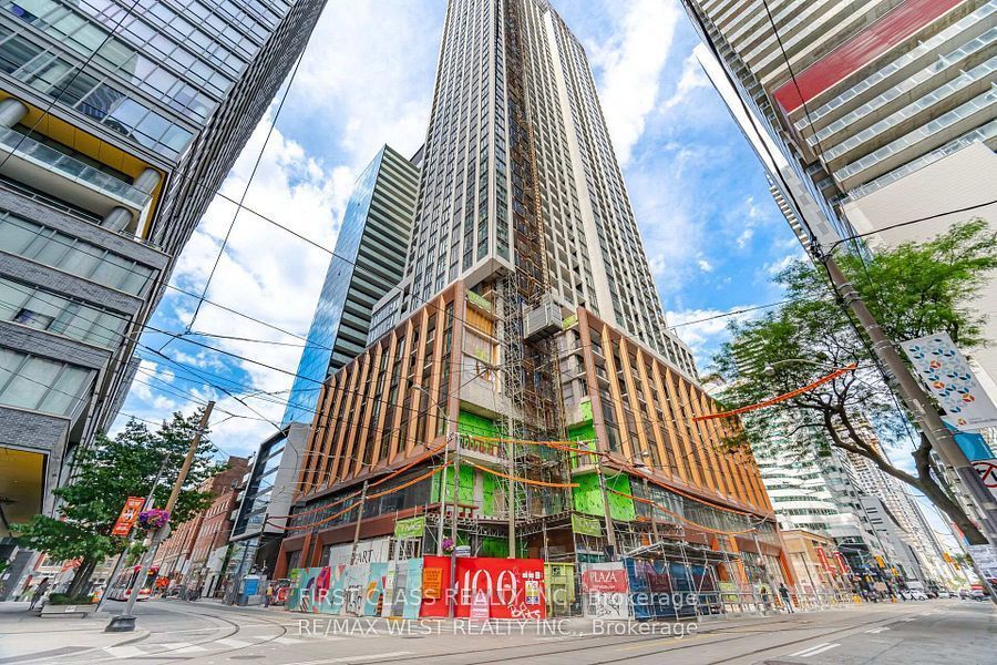 400 King Street W, Toronto, ON M5V 0X8 photo 3