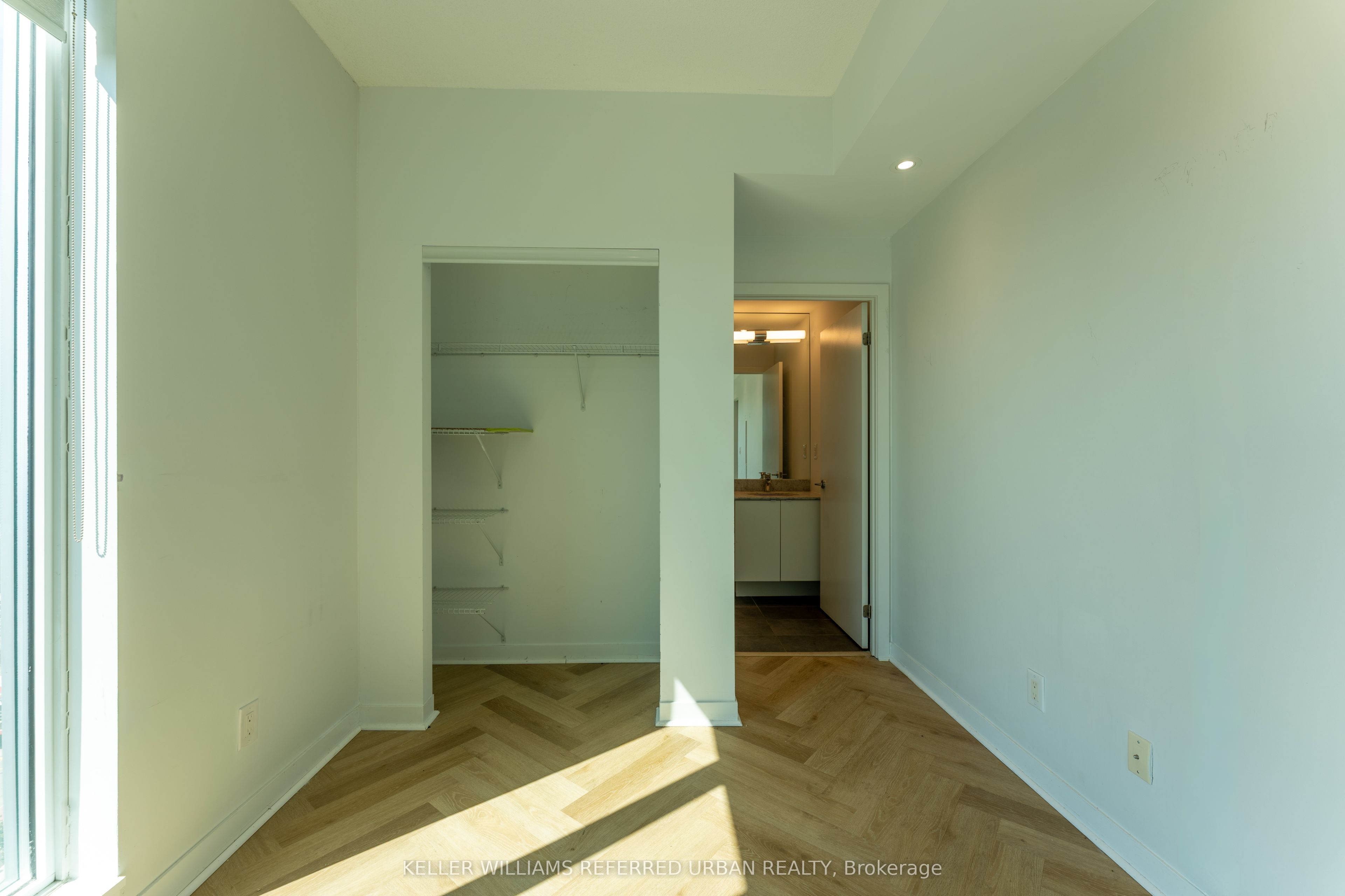 150 East Liberty Street 1614, Toronto, ON M6K 3R5 photo 4