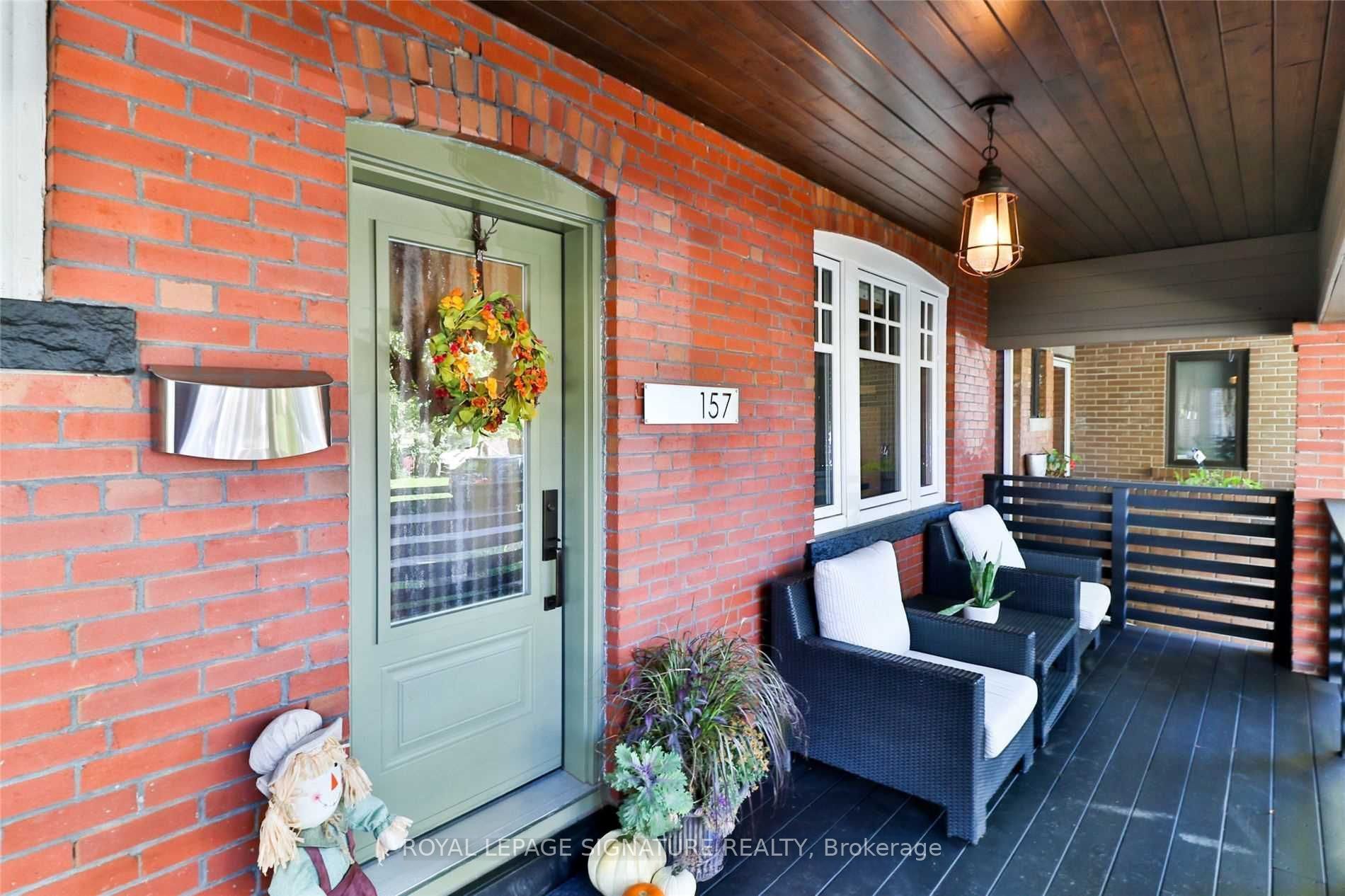 157 Northcliffe Boulevard, Toronto, ON M6E 3K5 photo 2
