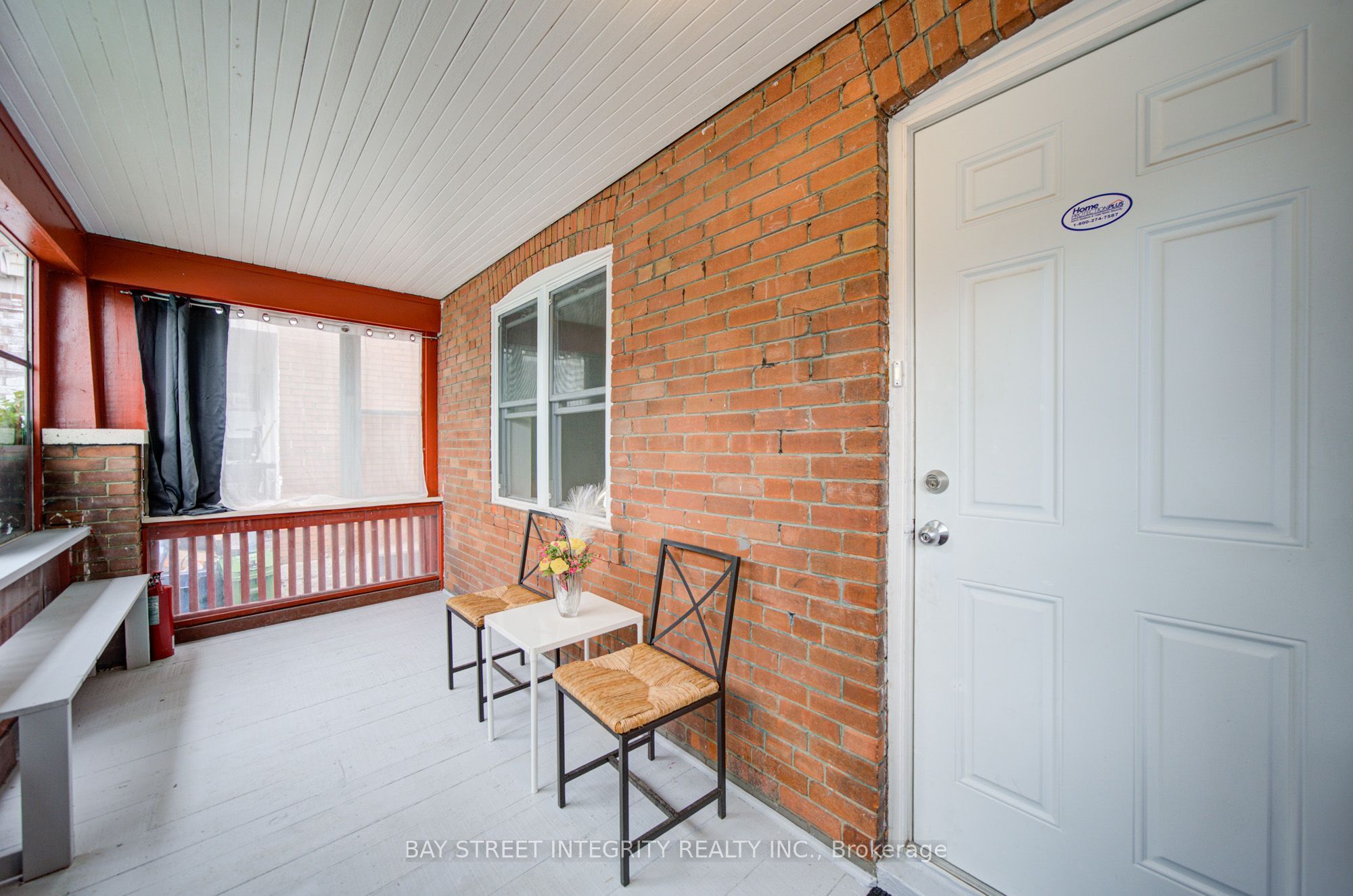 11 Glenora Avenue, Toronto, ON M6C 3Y2 photo 4