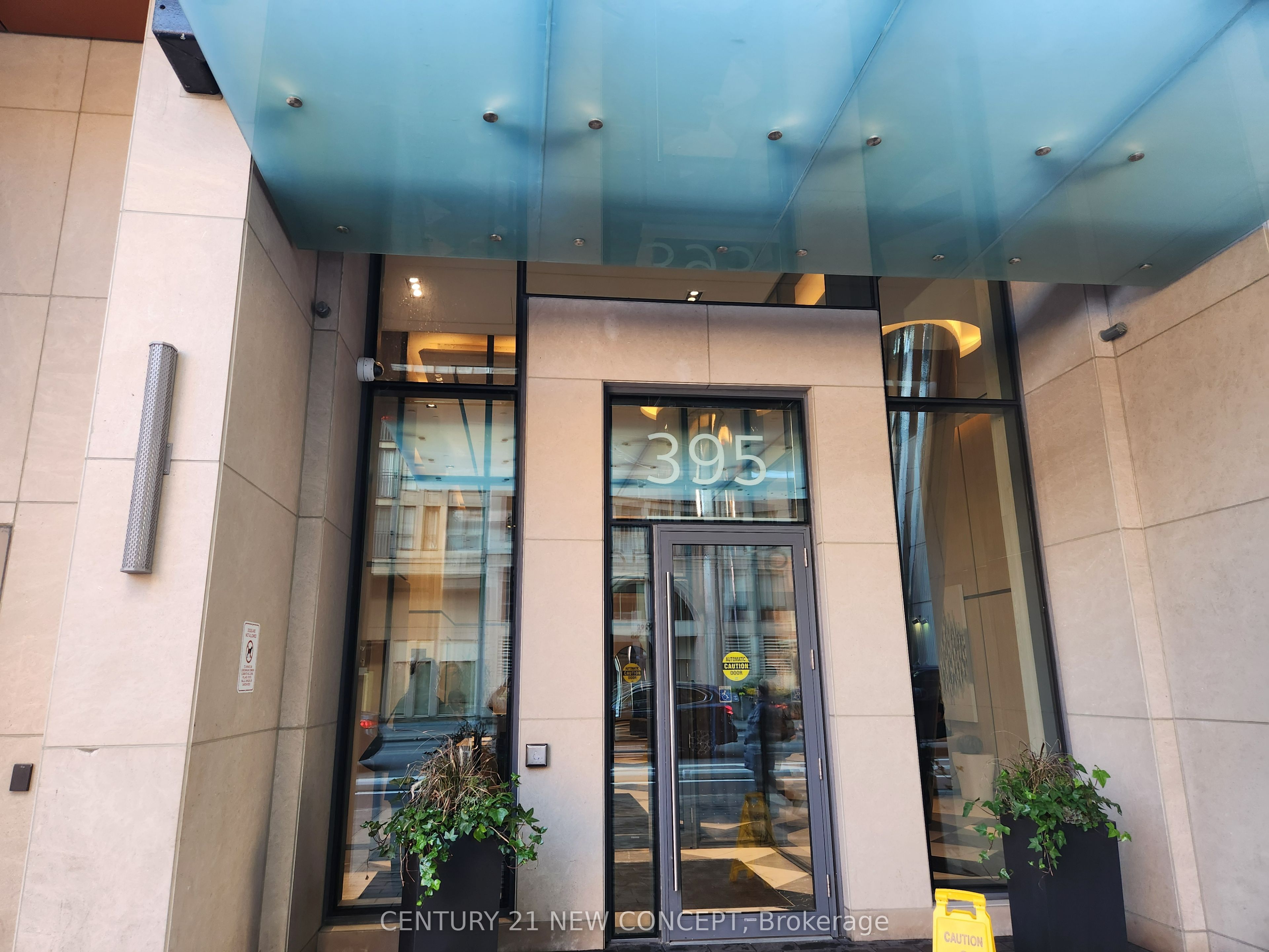 395 Bloor Street E 1907, Toronto, ON M4W 0B4 photo 3